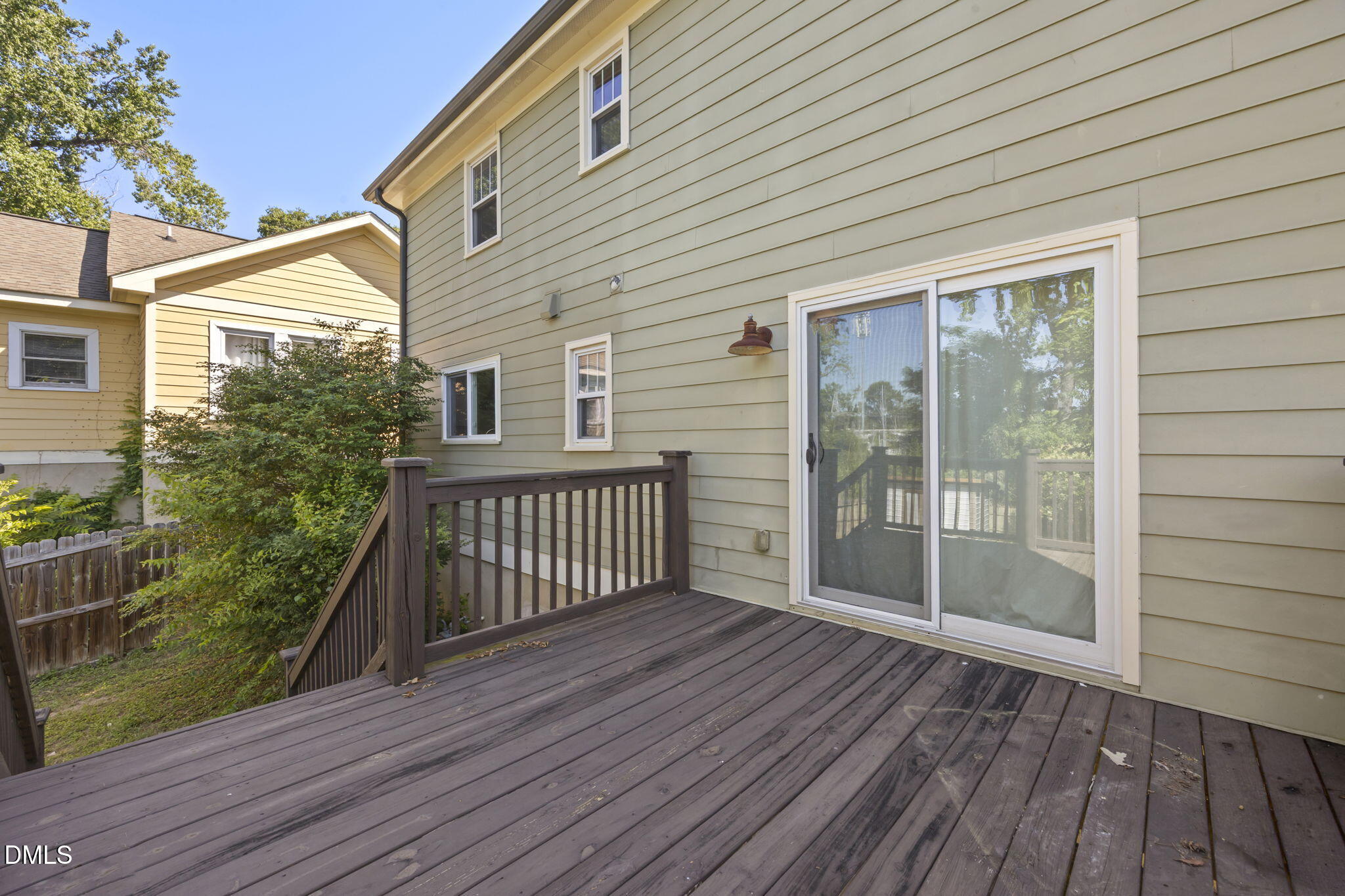 Exterior photo of 27 Summit Avenue, Raleigh, NC 27603. MLS: 10174139