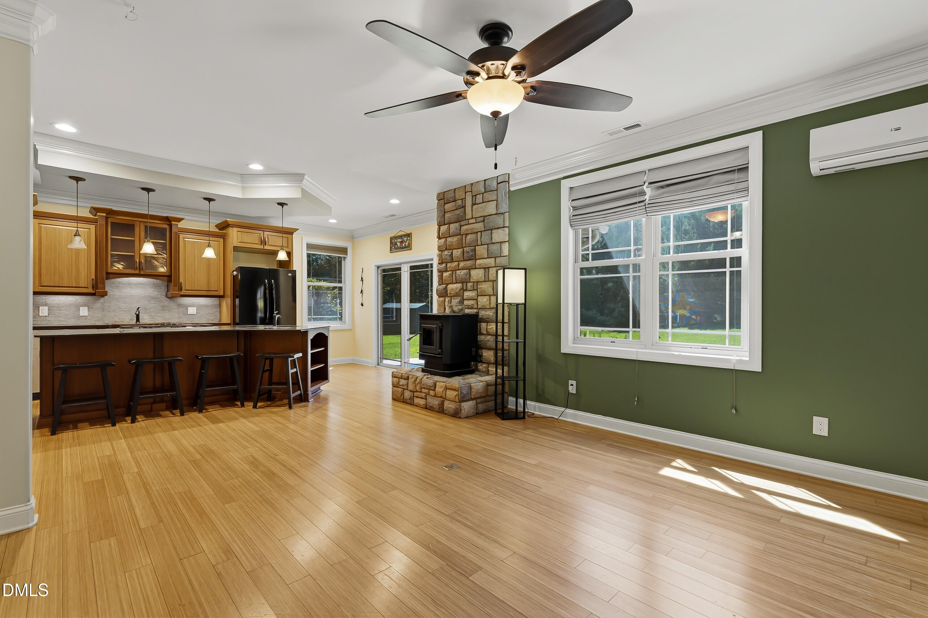 property-img