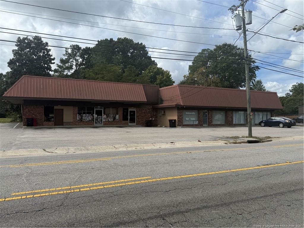 Exterior photo of 314 E 4th Avenue, Red Springs, NC 28377. MLS: 751301