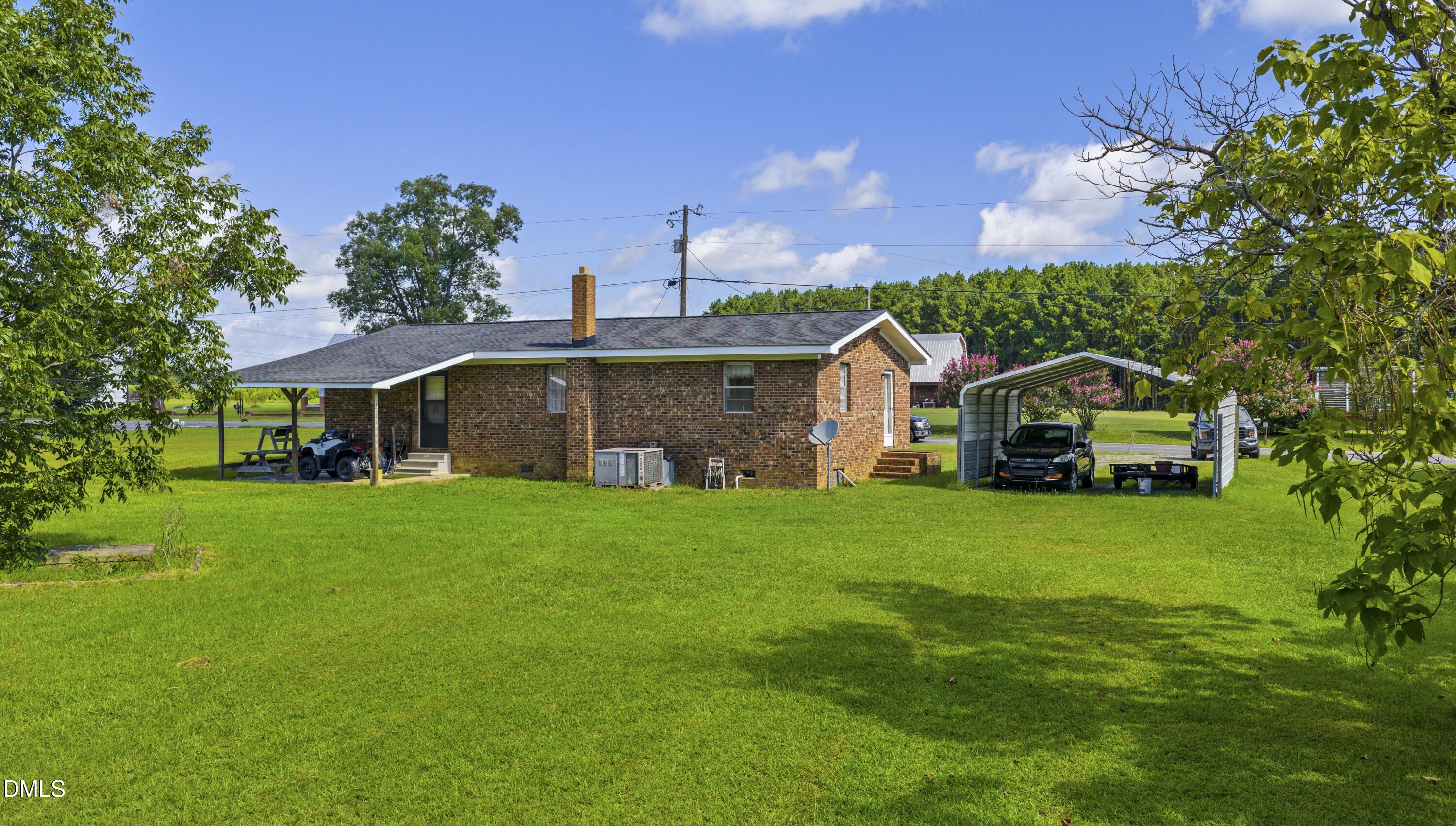 Exterior photo of 1190 Turlington Road, Dunn, NC 28334. MLS: 10185117