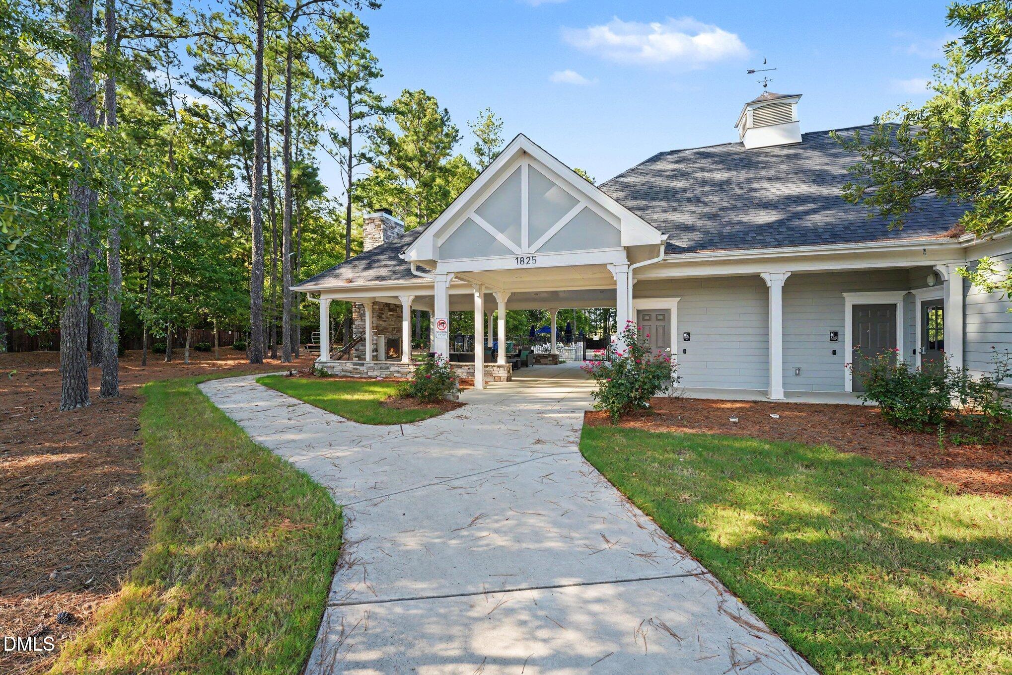 Exterior photo of 2028 Fox Chapel Place, Fuquay Varina, NC 27526. MLS: 10193335