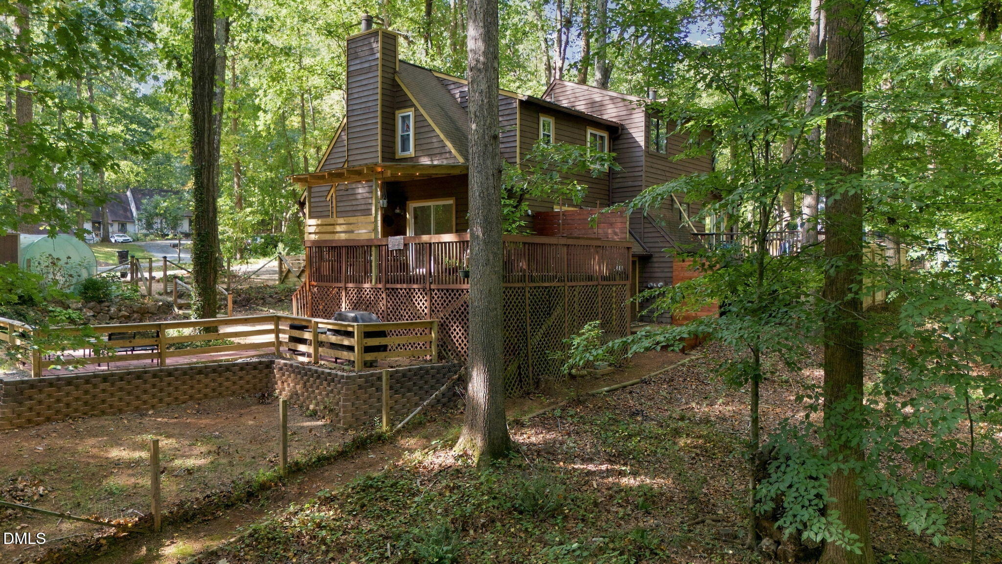 Exterior photo of 112 Poplar Street, Chapel Hill, NC 27516. MLS: 10194924