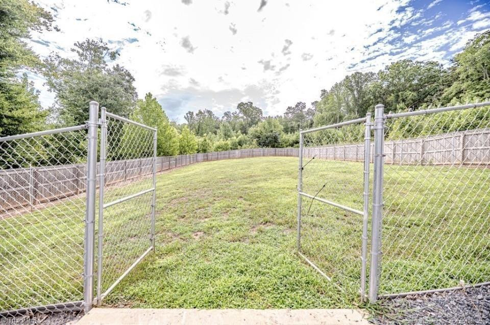 Exterior photo of 284 Back Creek Road, Asheboro, NC 27205. MLS: 764912