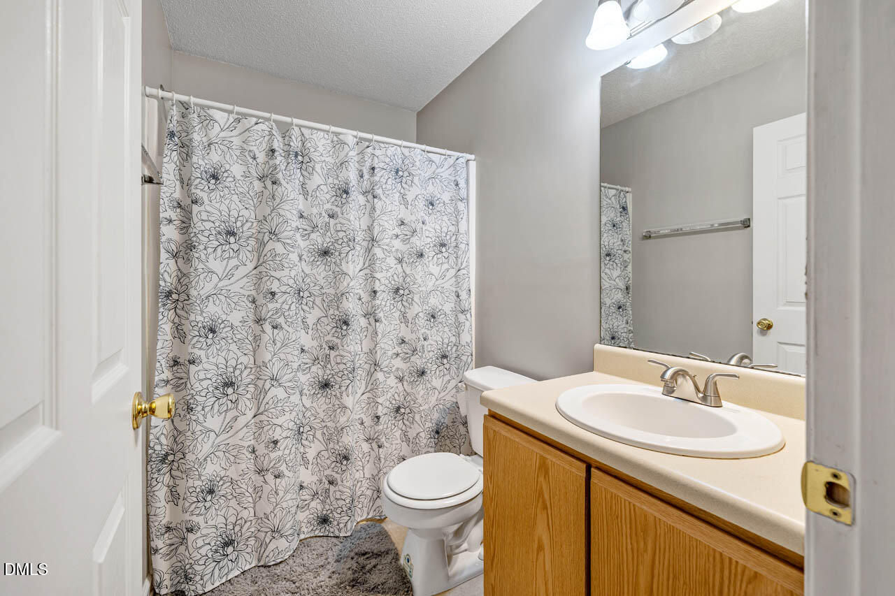 1110KendallDr-16