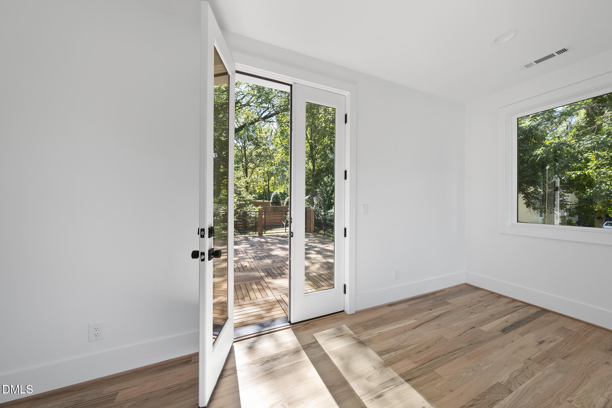 Exterior photo of 813 E Hargett Street, Raleigh, NC 27603. MLS: 10177955