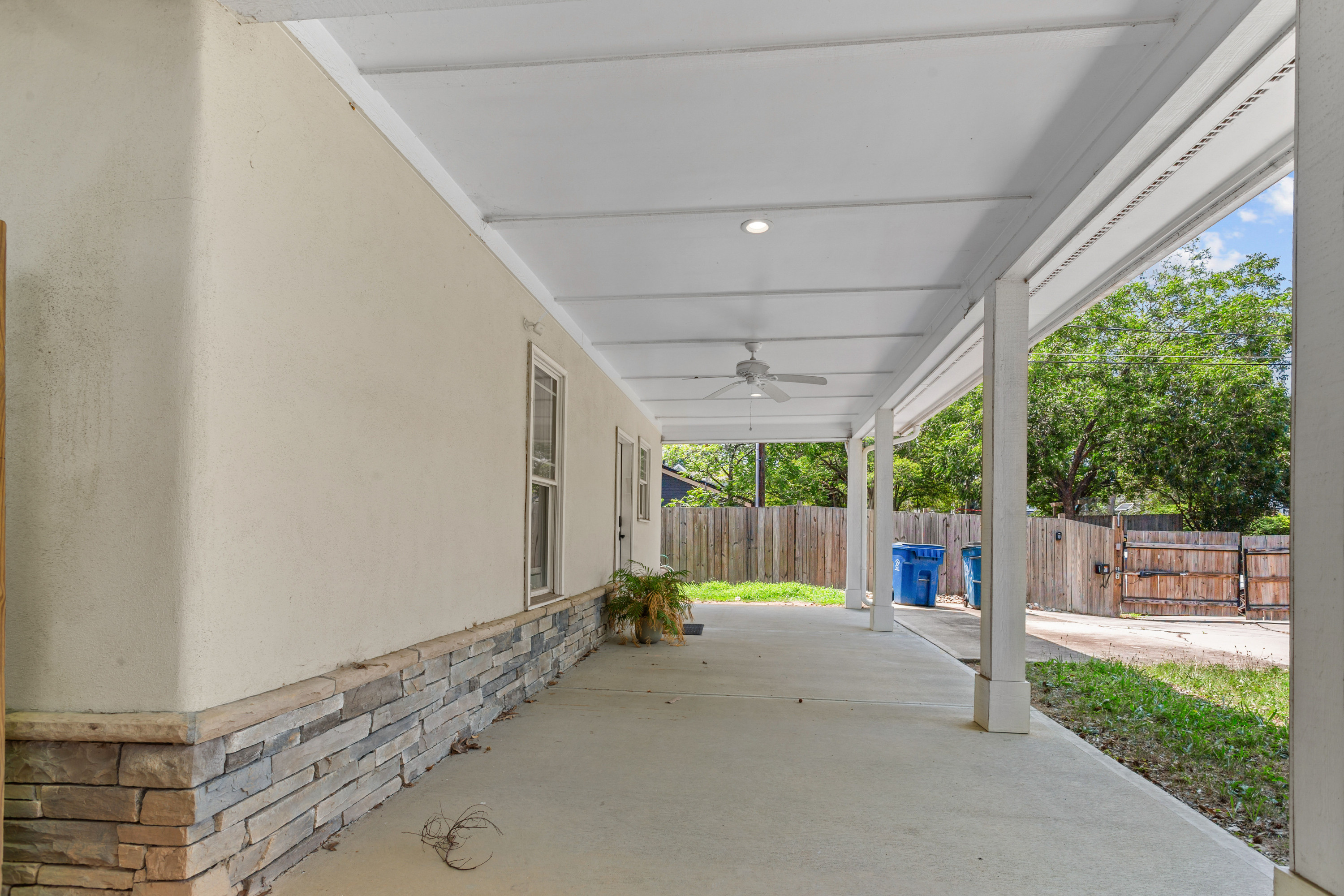 Exterior photo of 801 Dowd Street, Durham, NC 27701. MLS: 10181095