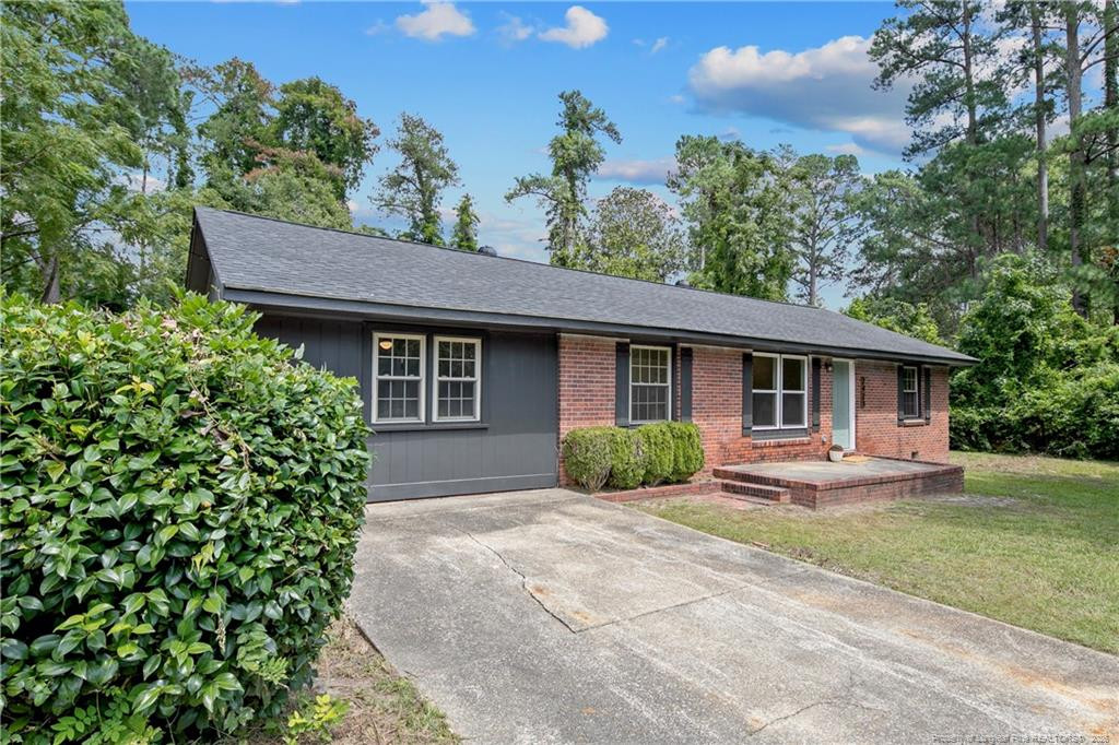 Exterior photo of 2423 George Owen Road, Fayetteville, NC 28306. MLS: 768408
