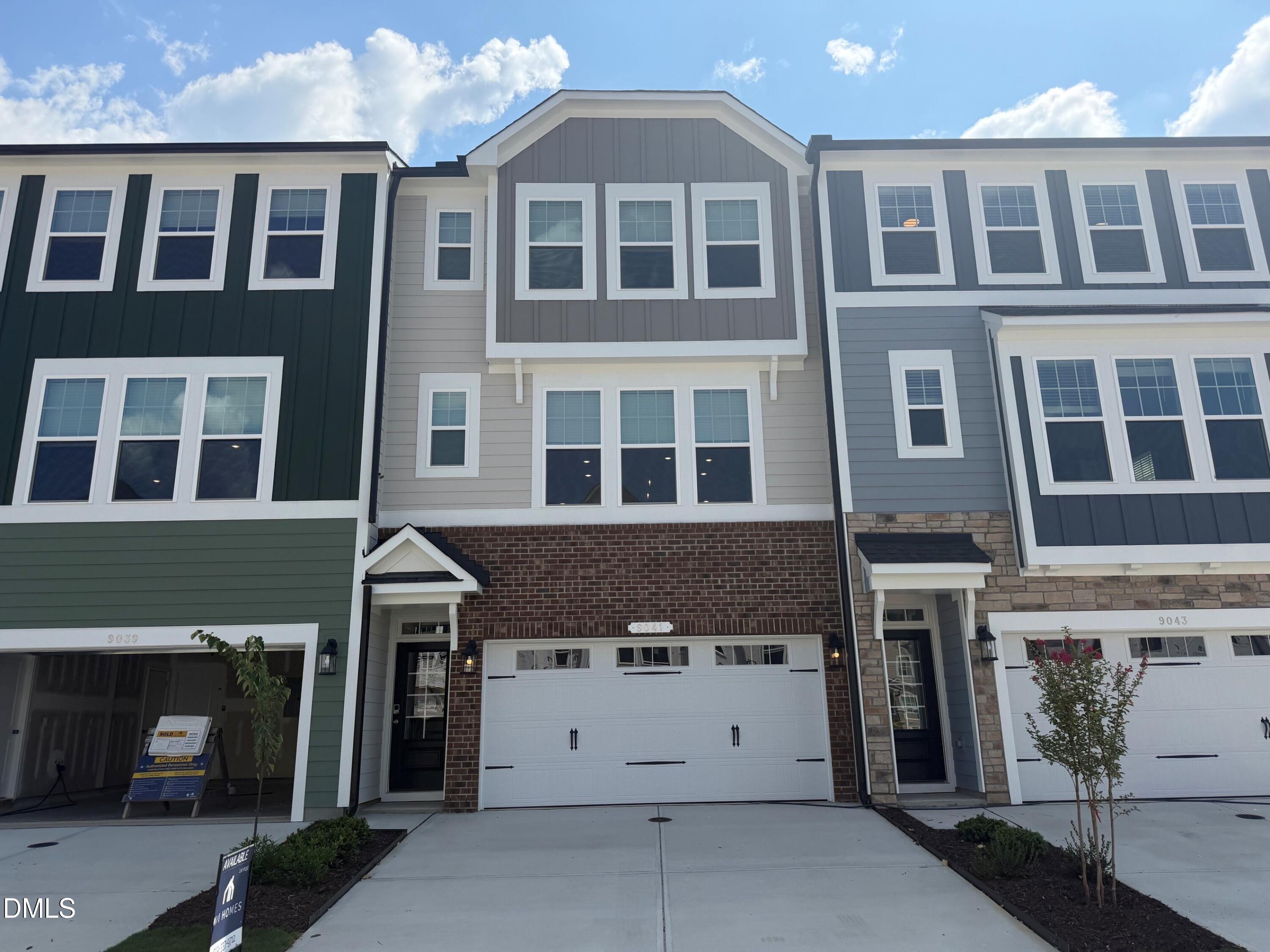 9041 Hazy Jade Way