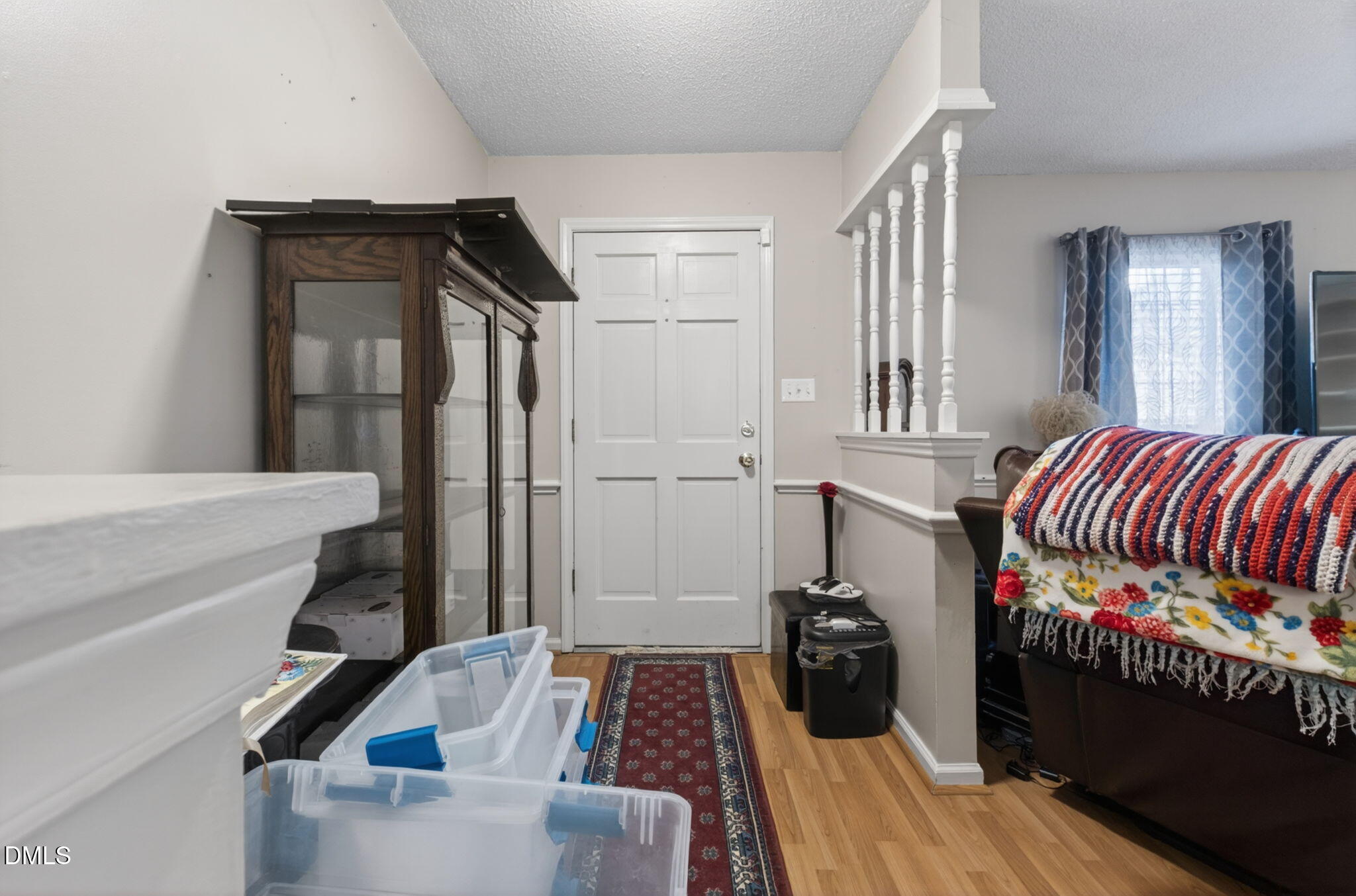 12-web-or-mls-TG206671