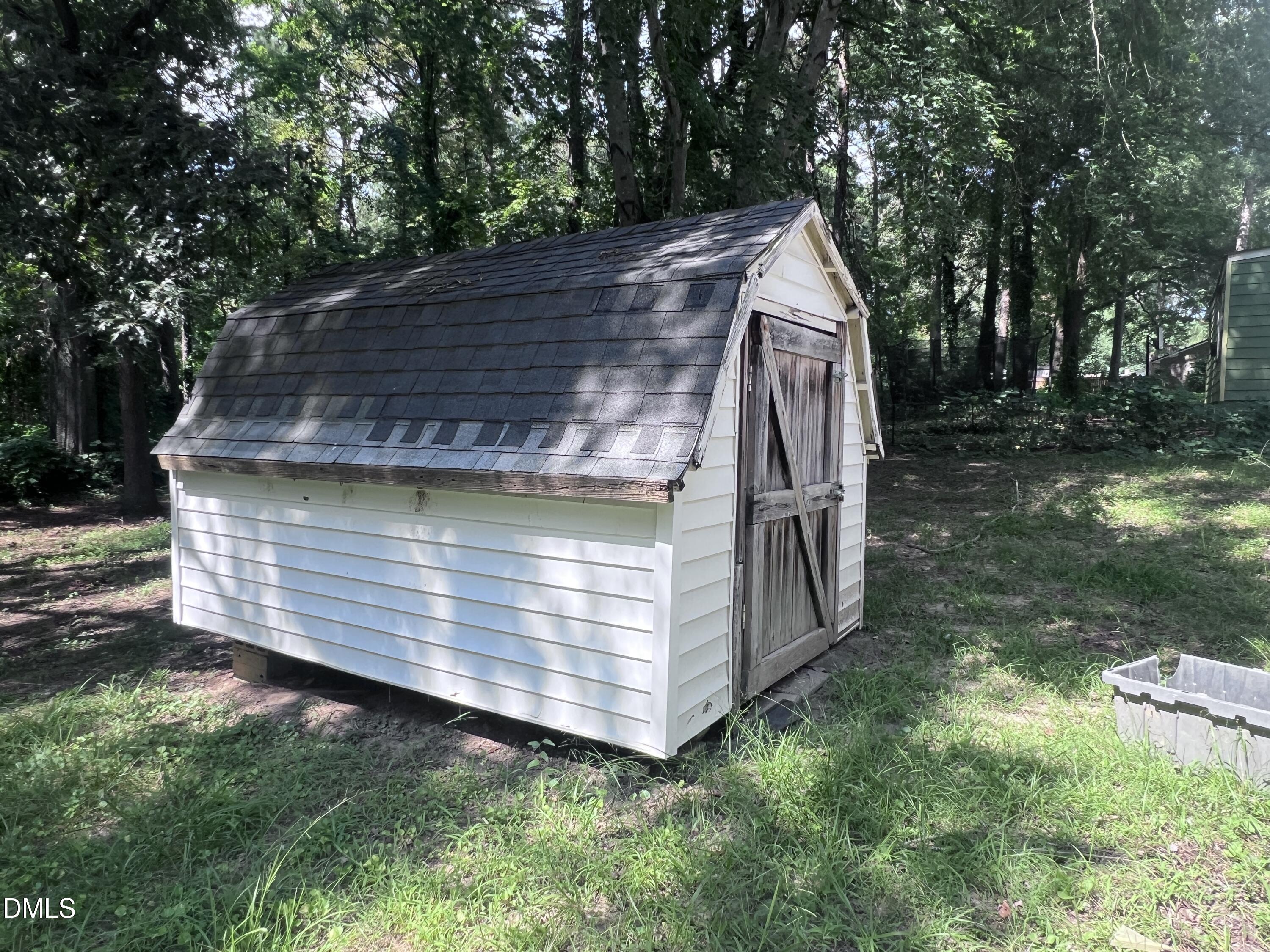 Exterior photo of 125 Booth Avenue, Henderson, NC 27536. MLS: 10191350