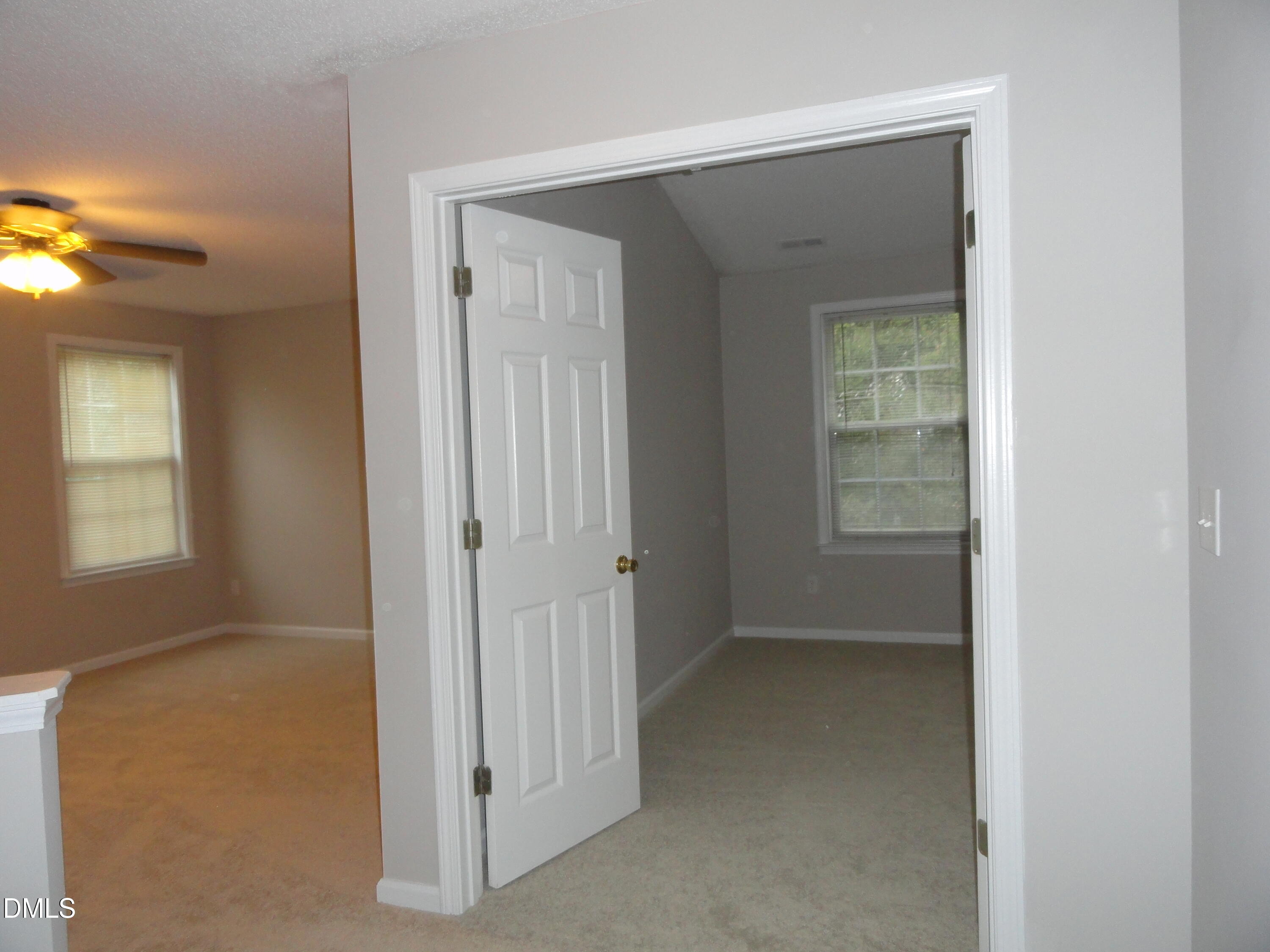 Exterior photo of 403 Stonecreek Drive, Apex, NC 27539. MLS: 10197994