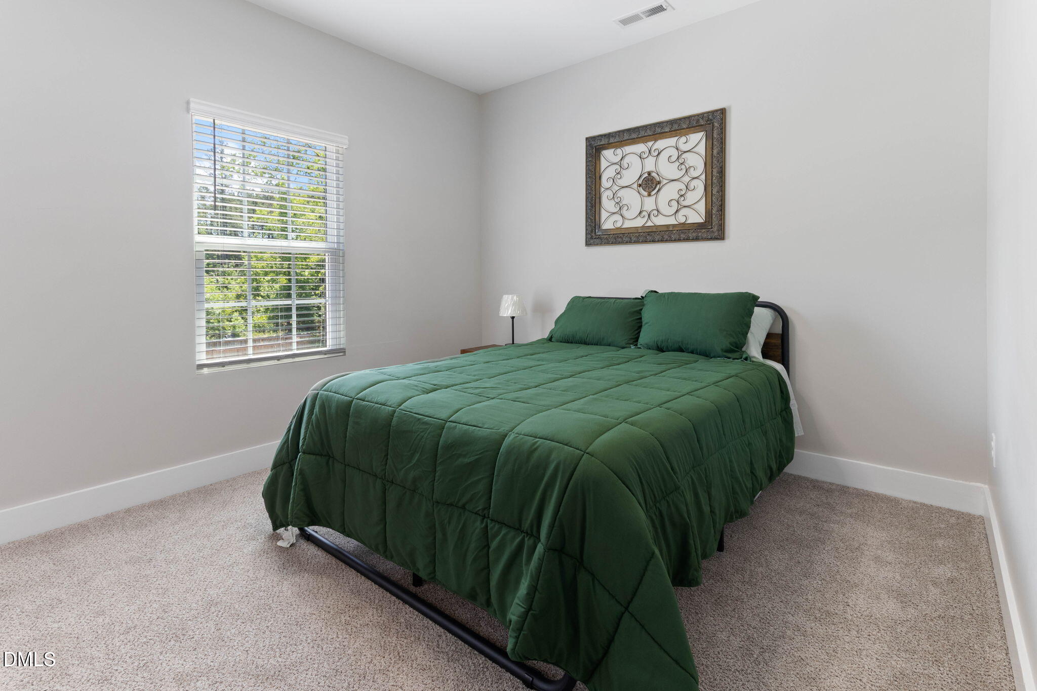 property-img