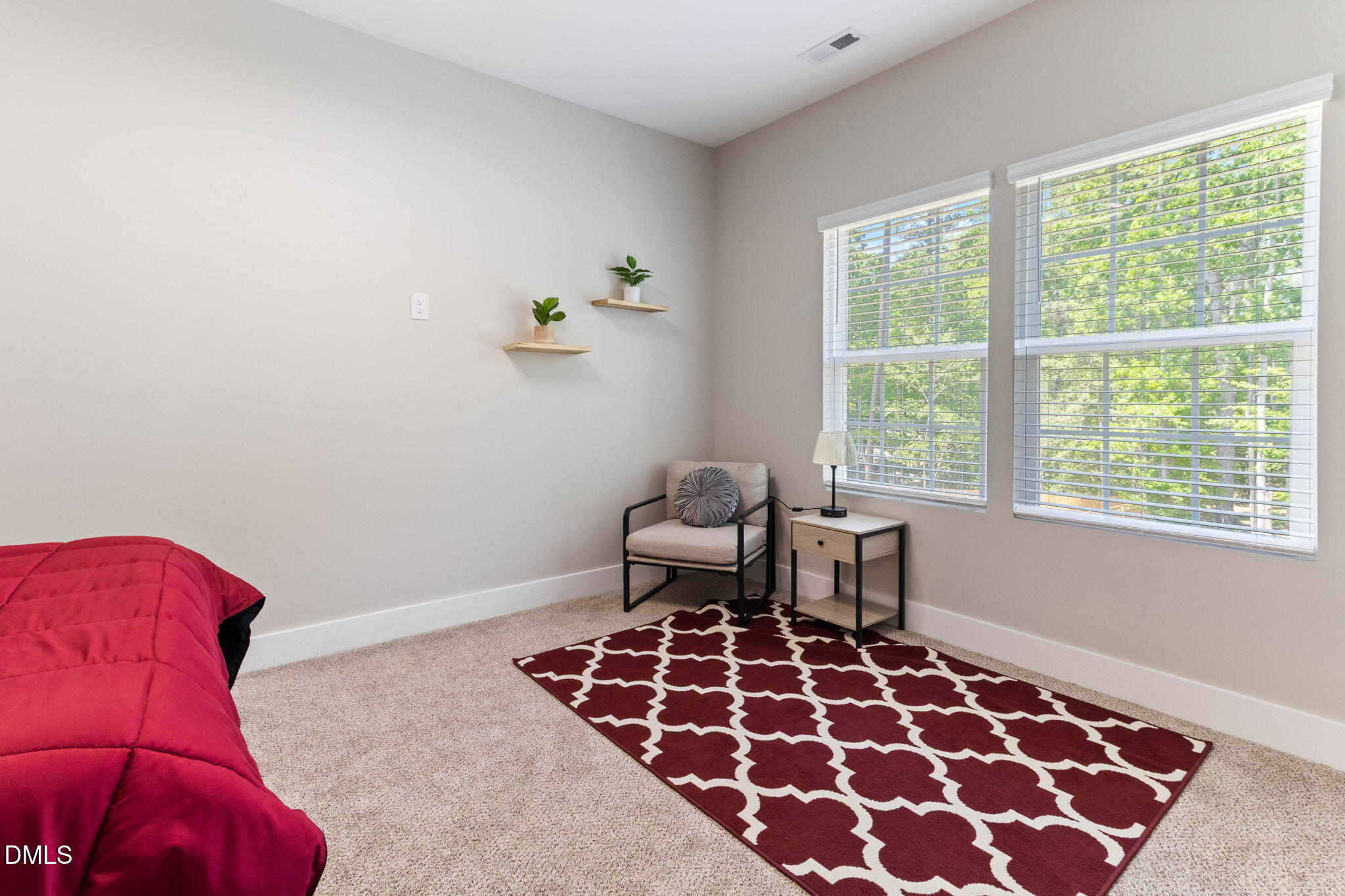 property-img