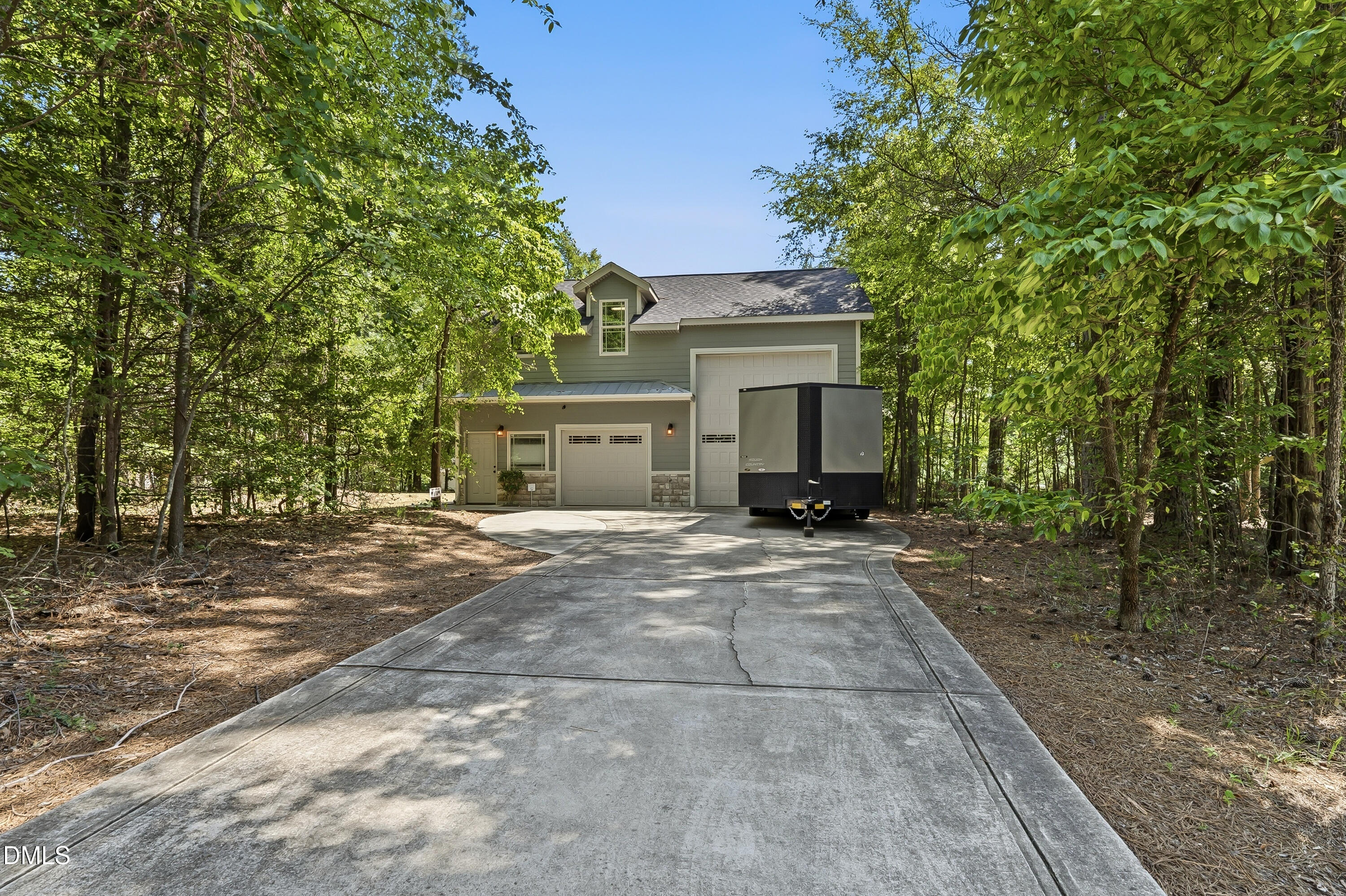 property-img