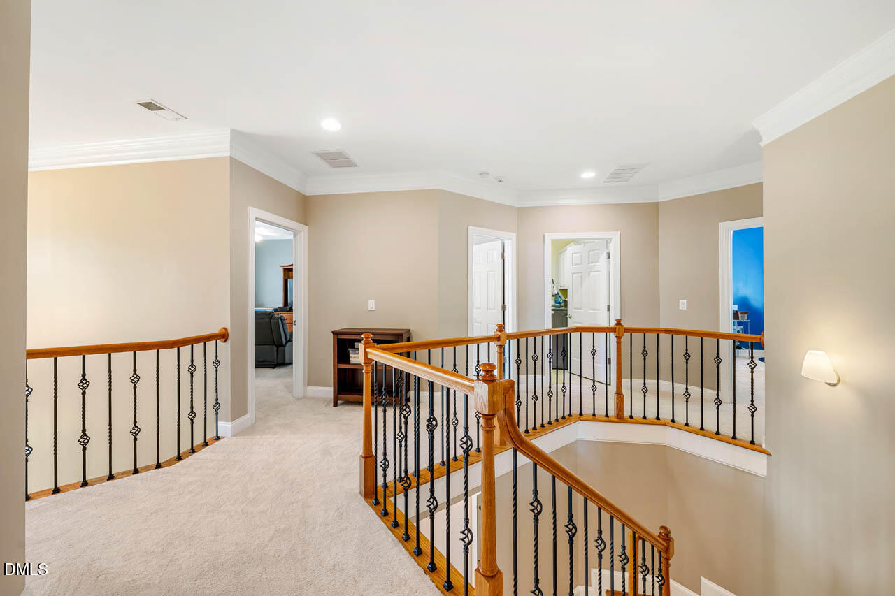 Exterior photo of 203 Simerville Road, Chapel Hill, NC 27517. MLS: 10196606