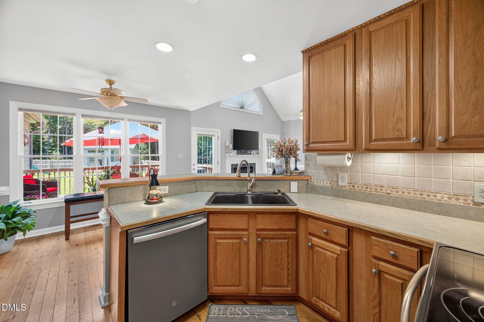 Exterior photo of 400 La Vista Court, Benson, NC 27504. MLS: 10187785