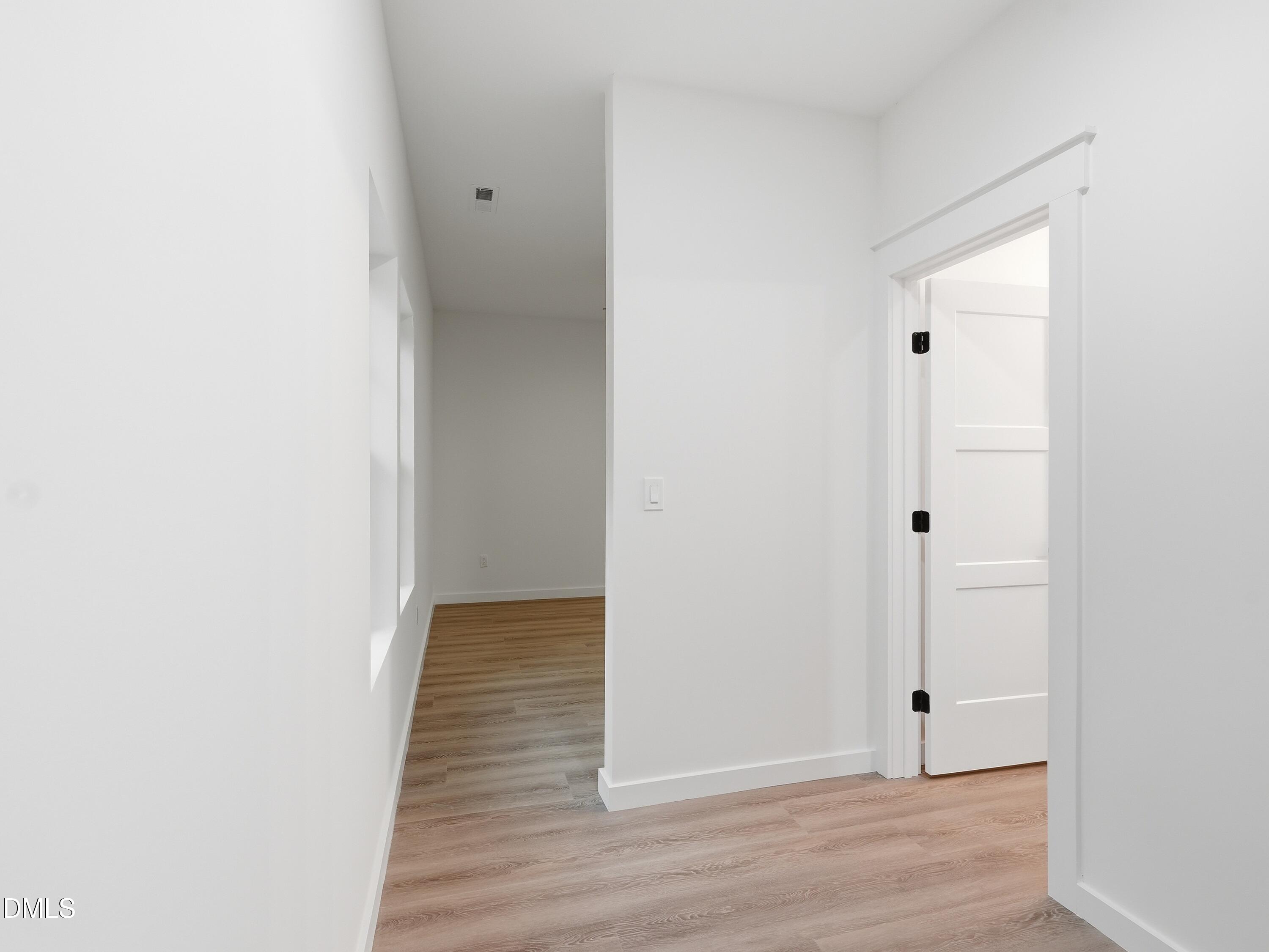 property-img