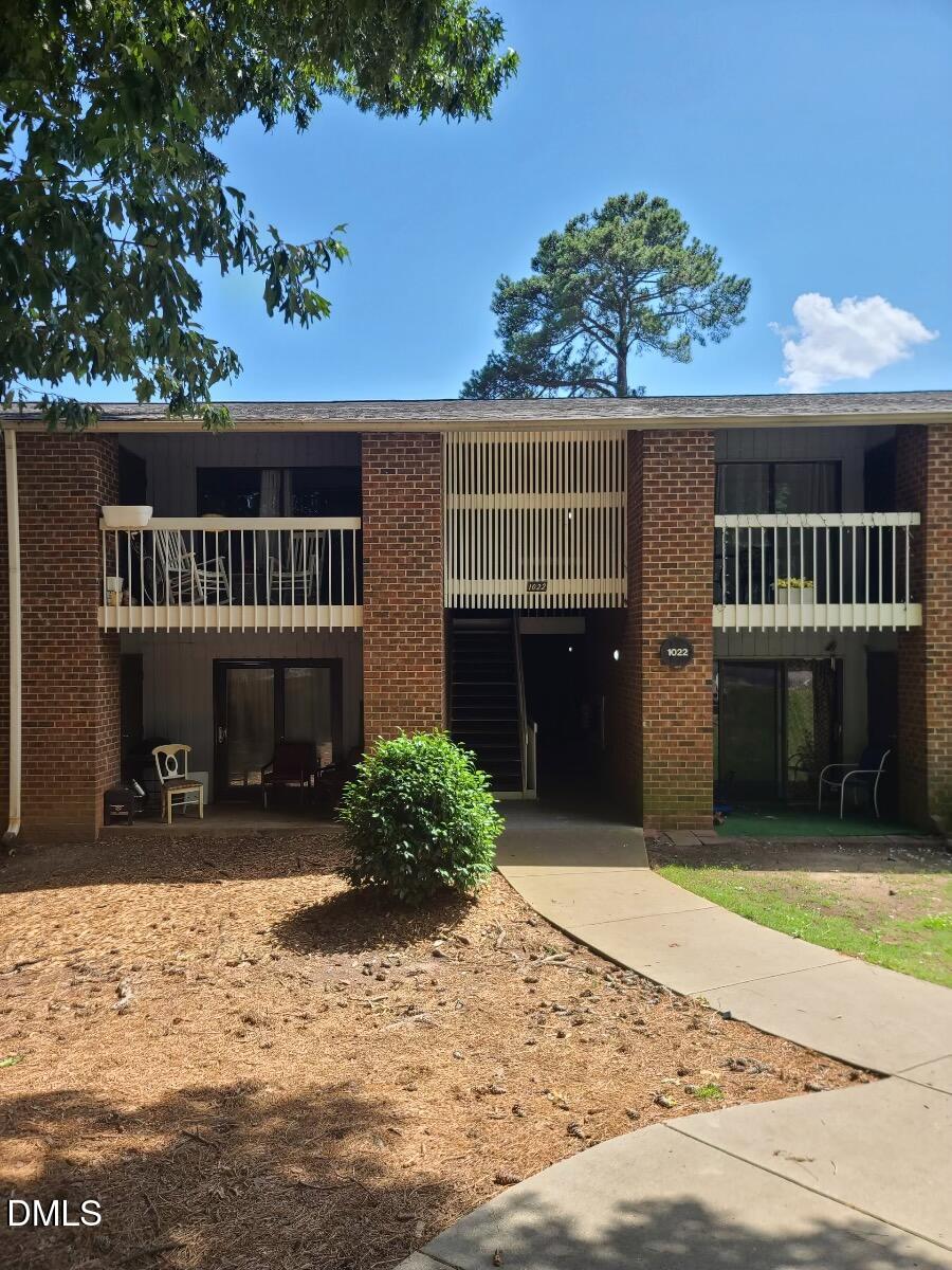 1022 Sandlin Place