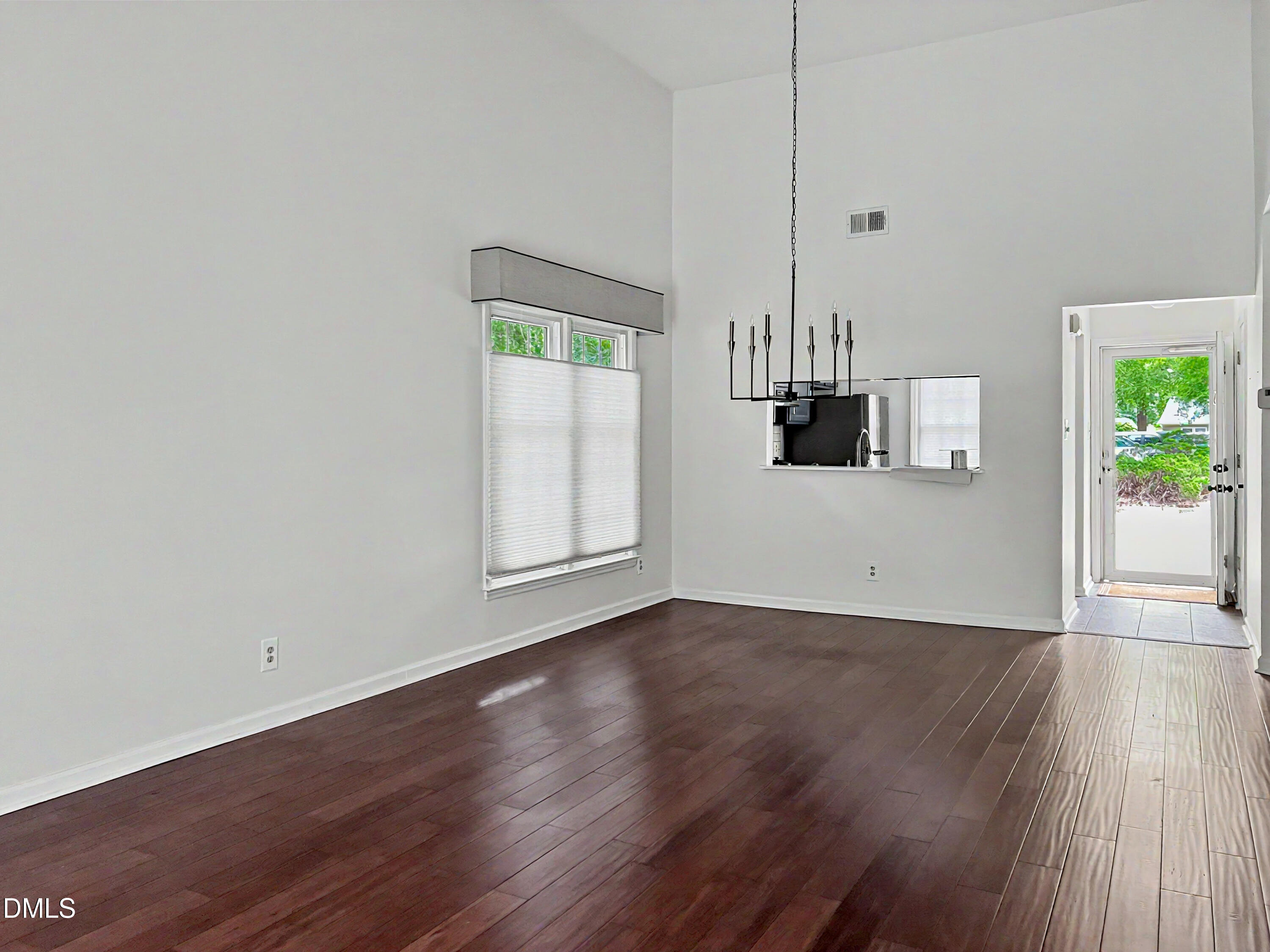 Exterior photo of 156 St Andrews Lane, Chapel Hill, NC 27517. MLS: 10181612