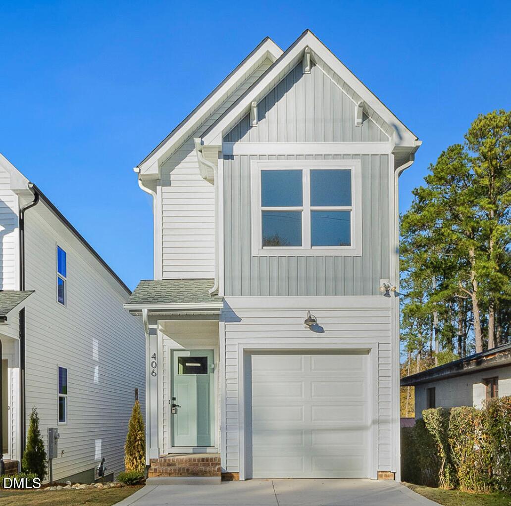Exterior photo of 425 Longfellow Street, Fuquay Varina, NC 27526. MLS: 10177553