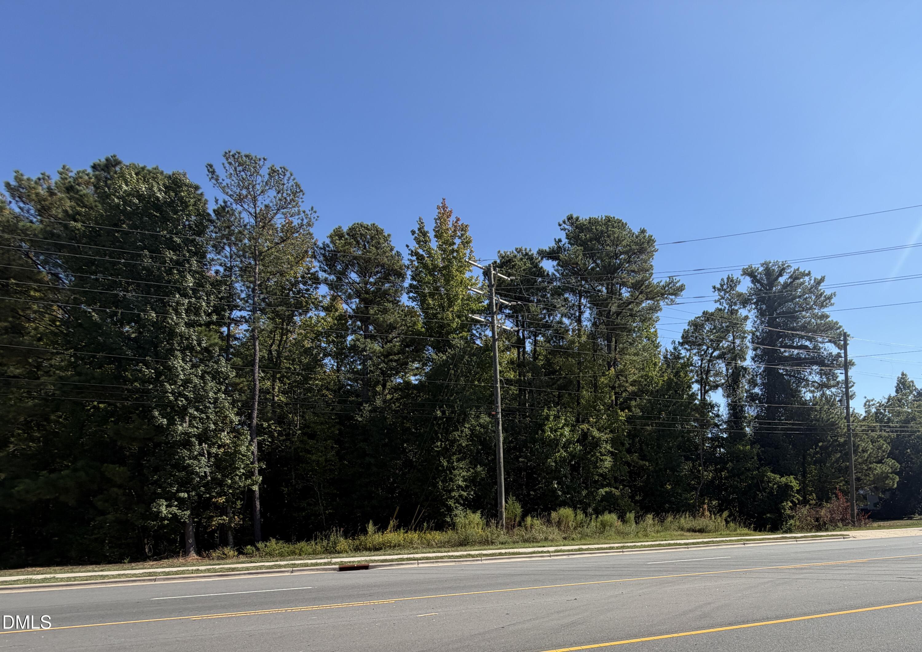 Exterior photo of 5017 Sunset Lake Road, Apex, NC 27539. MLS: 10198170