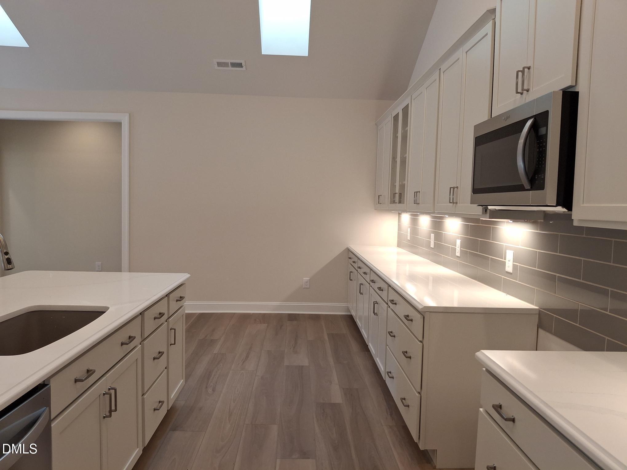 WB 52 Kitchen 3