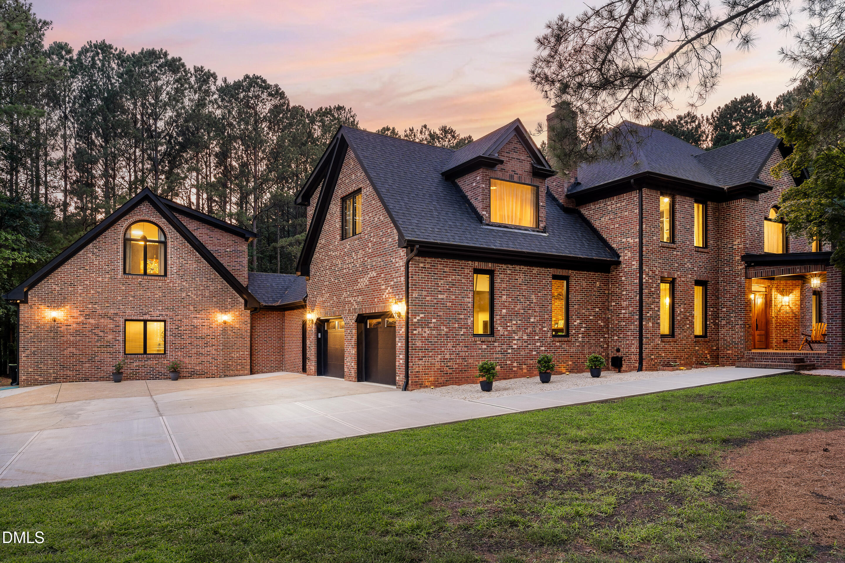 Exterior photo of 700 Lochgarton Lane, Raleigh, NC 27614. MLS: 10183653