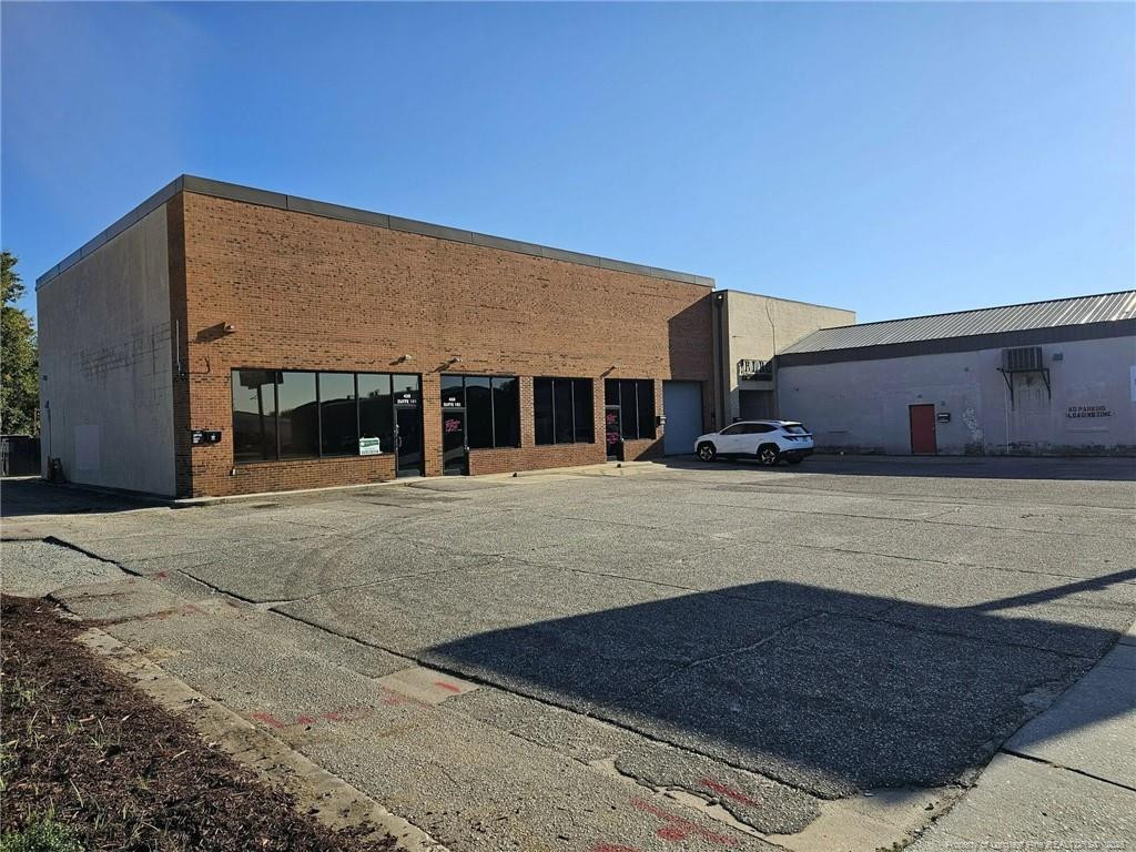 Exterior photo of 450 W Russell Street 101, Fayetteville, NC 28301. MLS: 759964