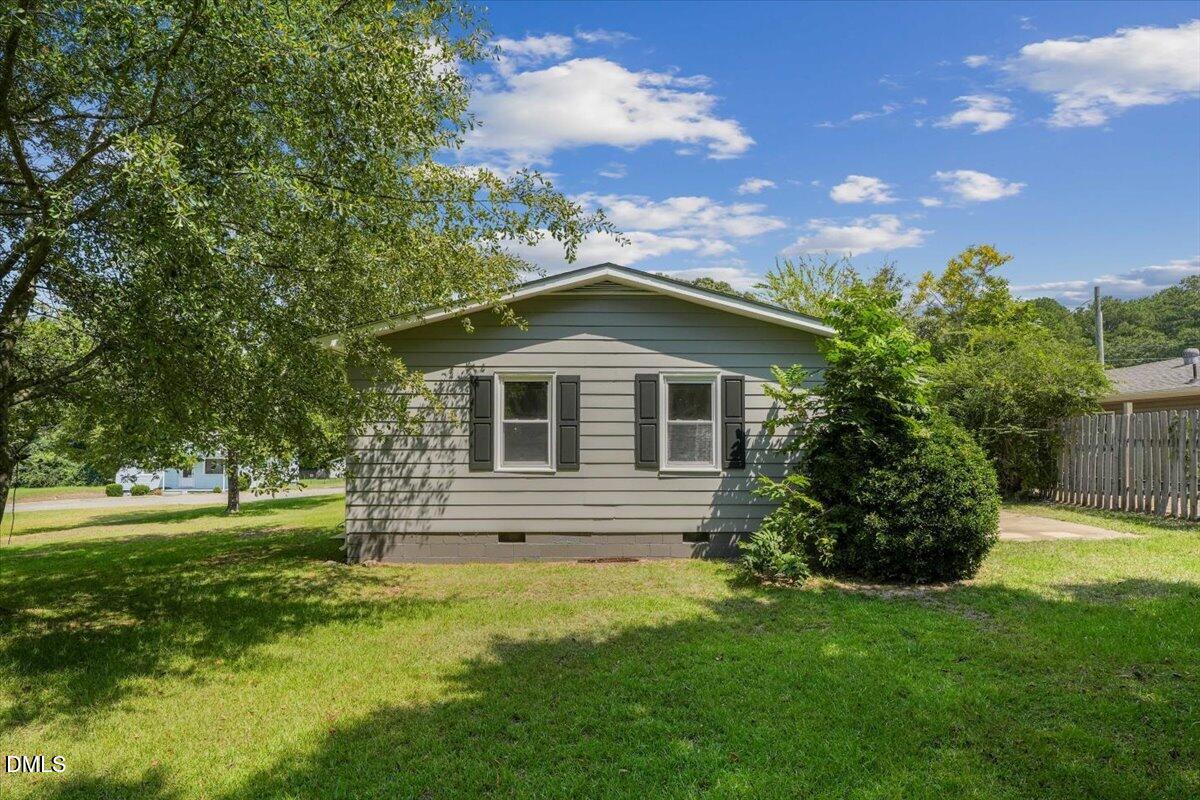 Exterior photo of 204 E Branch Street, Benson, NC 27504. MLS: 10189782