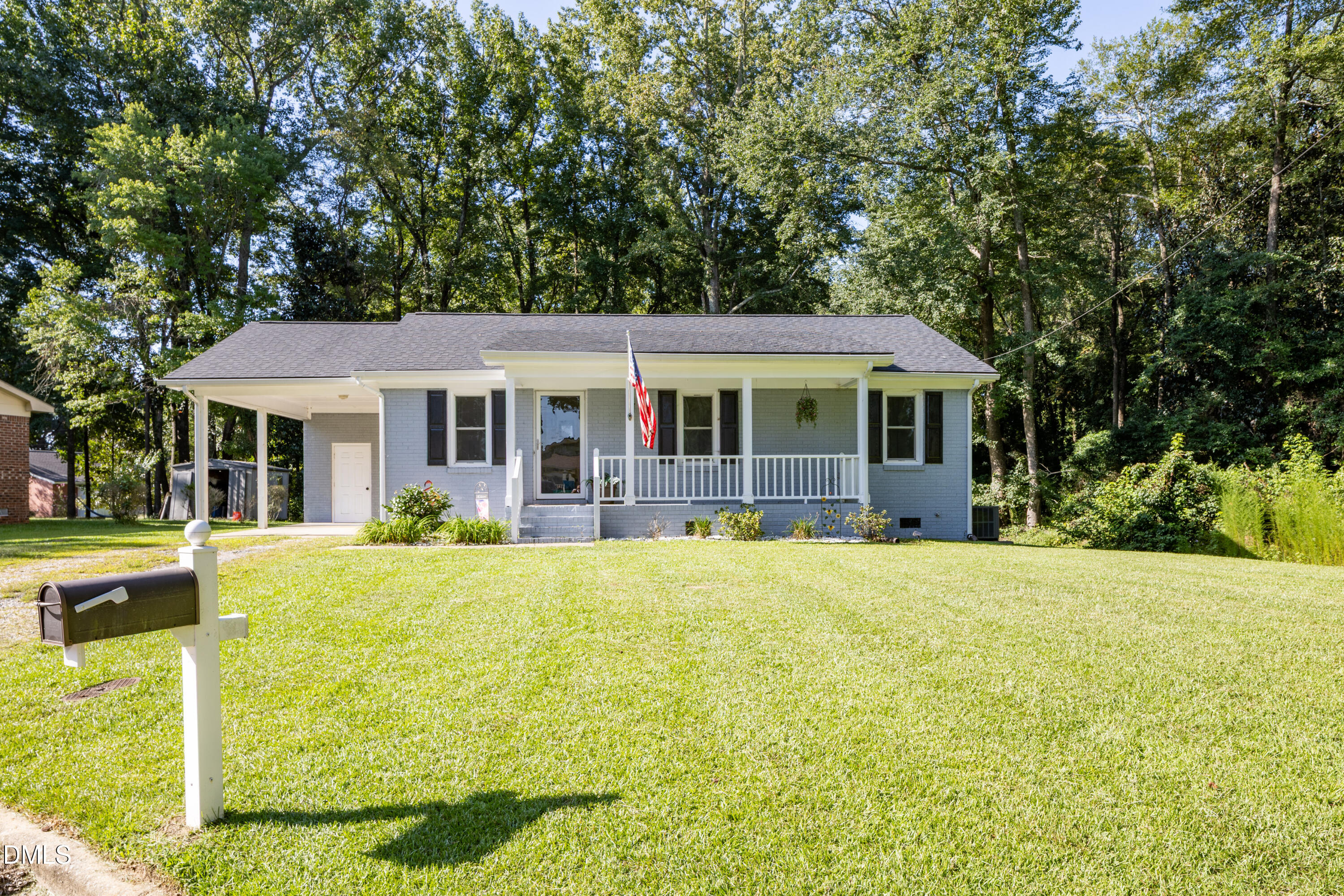 Exterior photo of 1307 W Pearsall Street, Dunn, NC 28334. MLS: 10187173