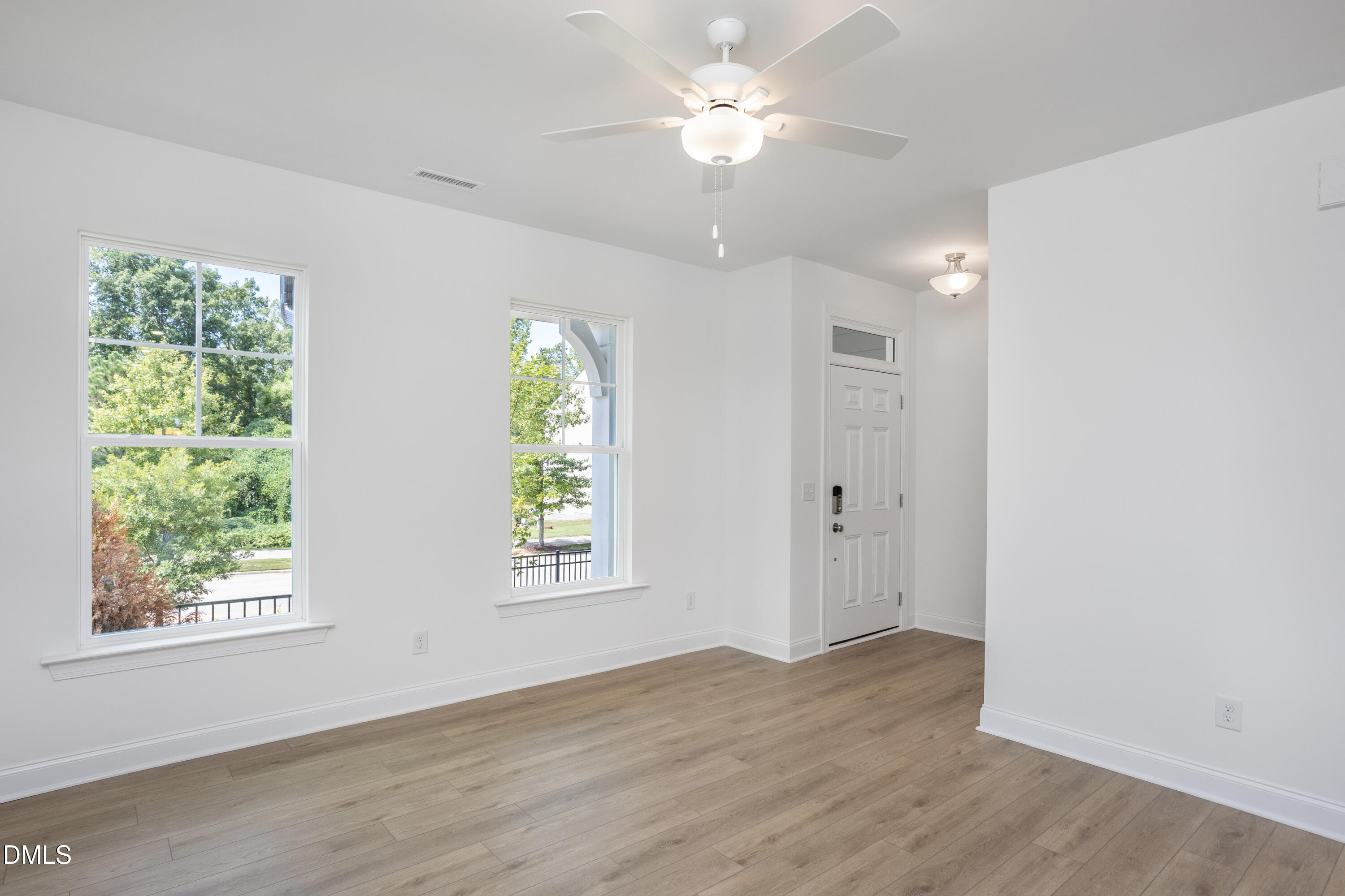 Exterior photo of 508 Traditions Grande Boulevard, Wake Forest, NC 27587. MLS: 10174373