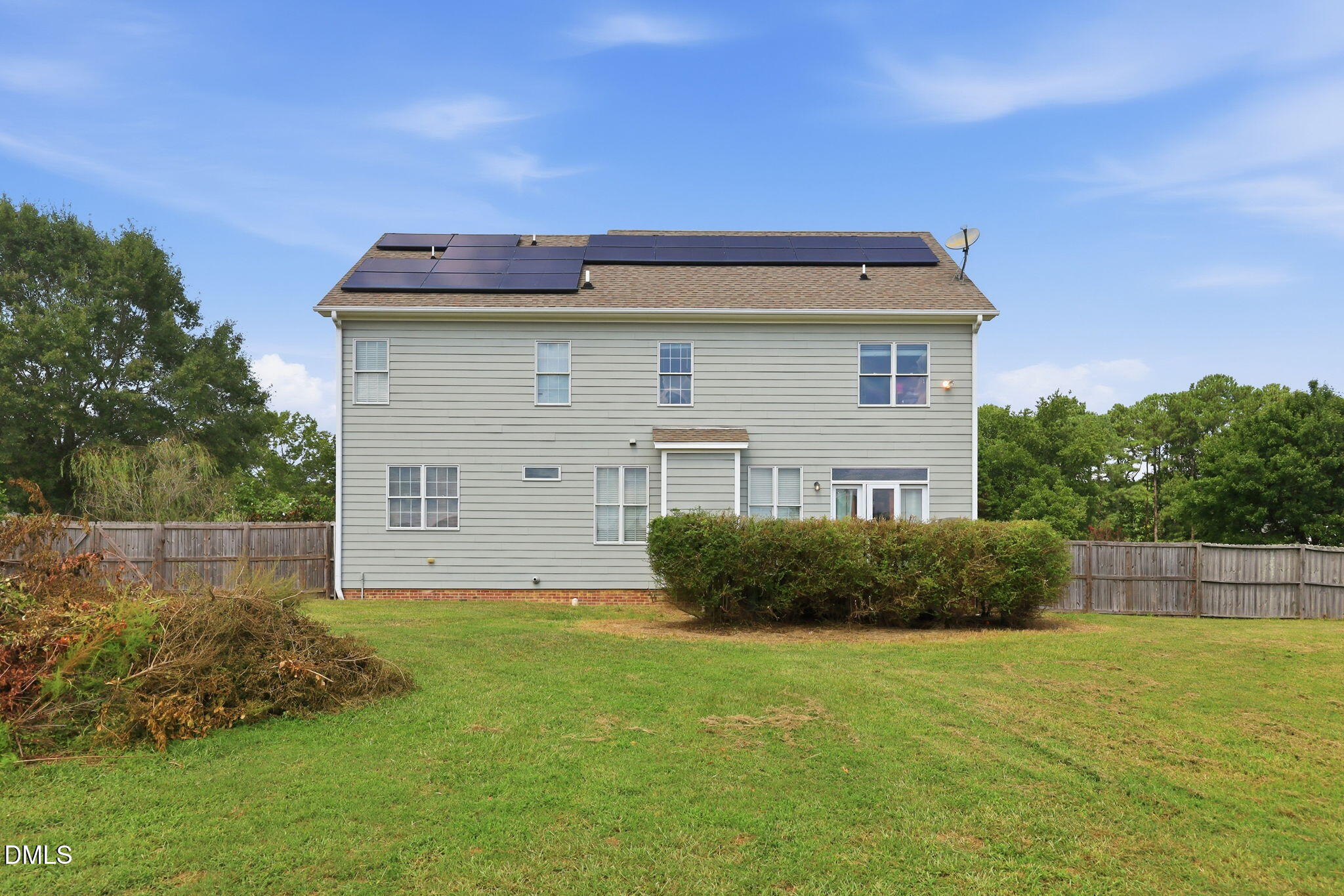 Exterior photo of 1808 Ken Drive, Fuquay Varina, NC 27526. MLS: 10189464