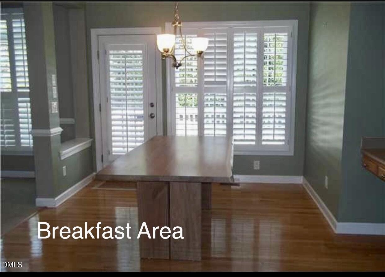 Breakfast Area 2