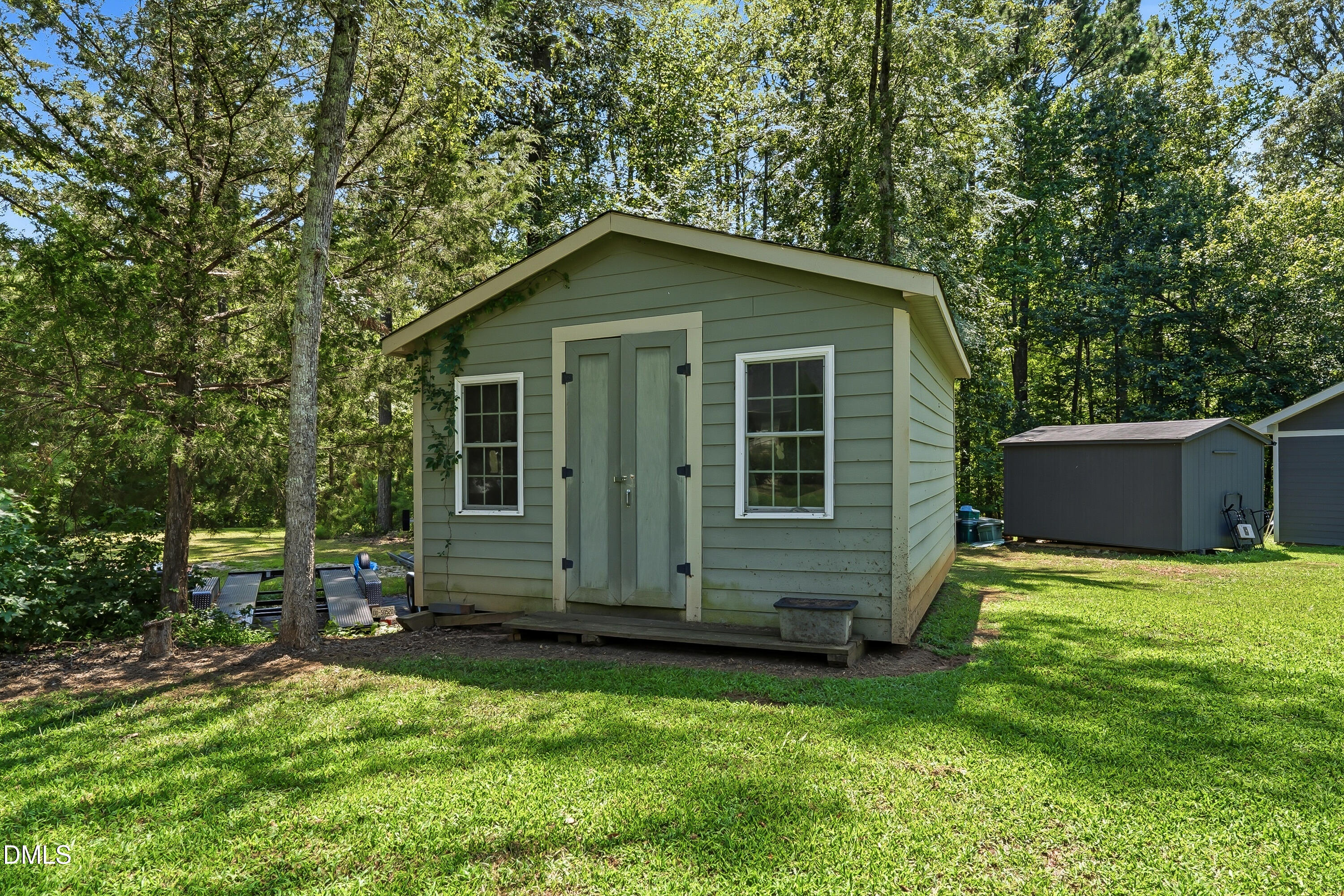 property-img