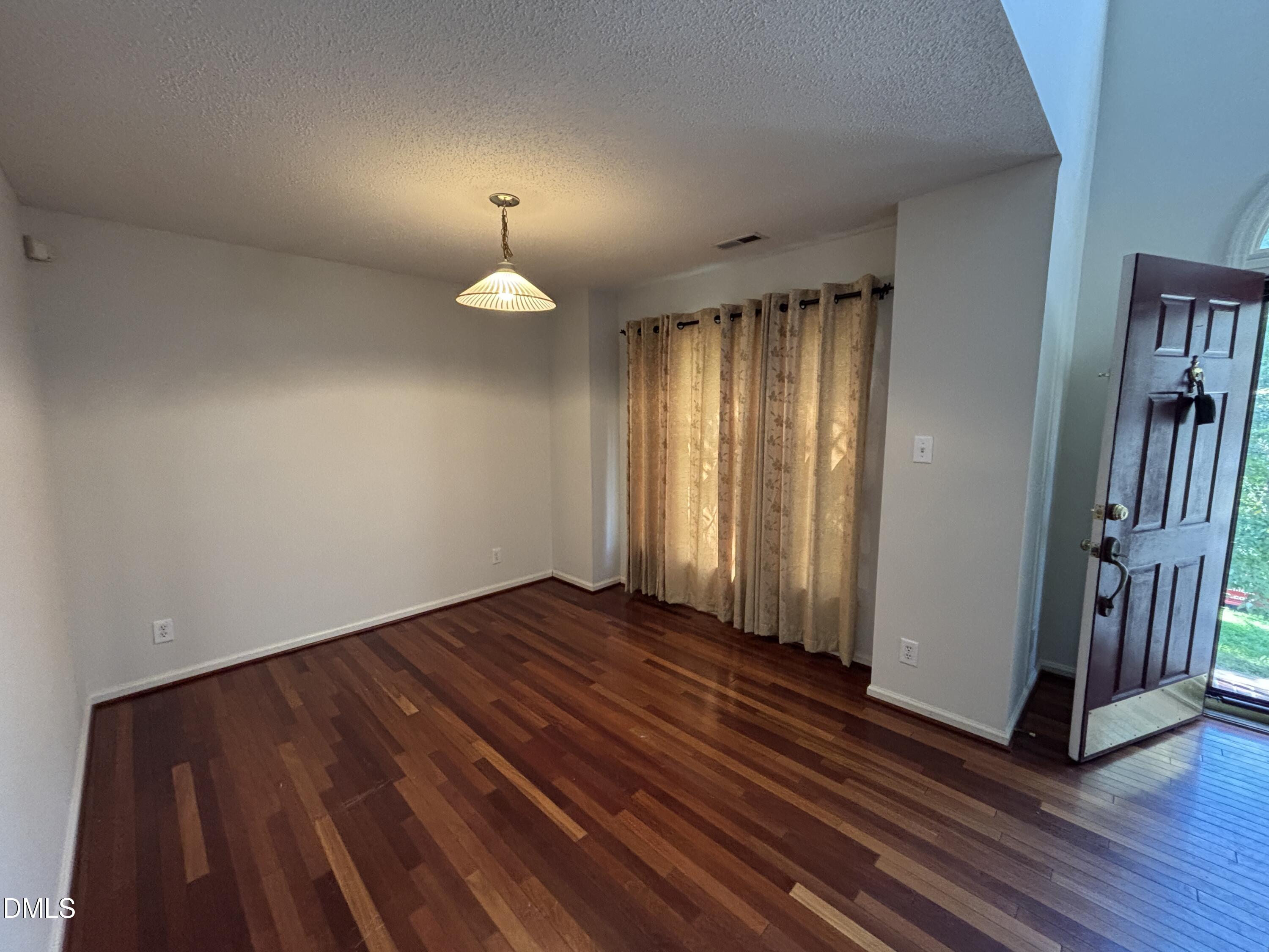 Exterior photo of 12 Bridgeport Drive, Durham, NC 27713. MLS: 10170848