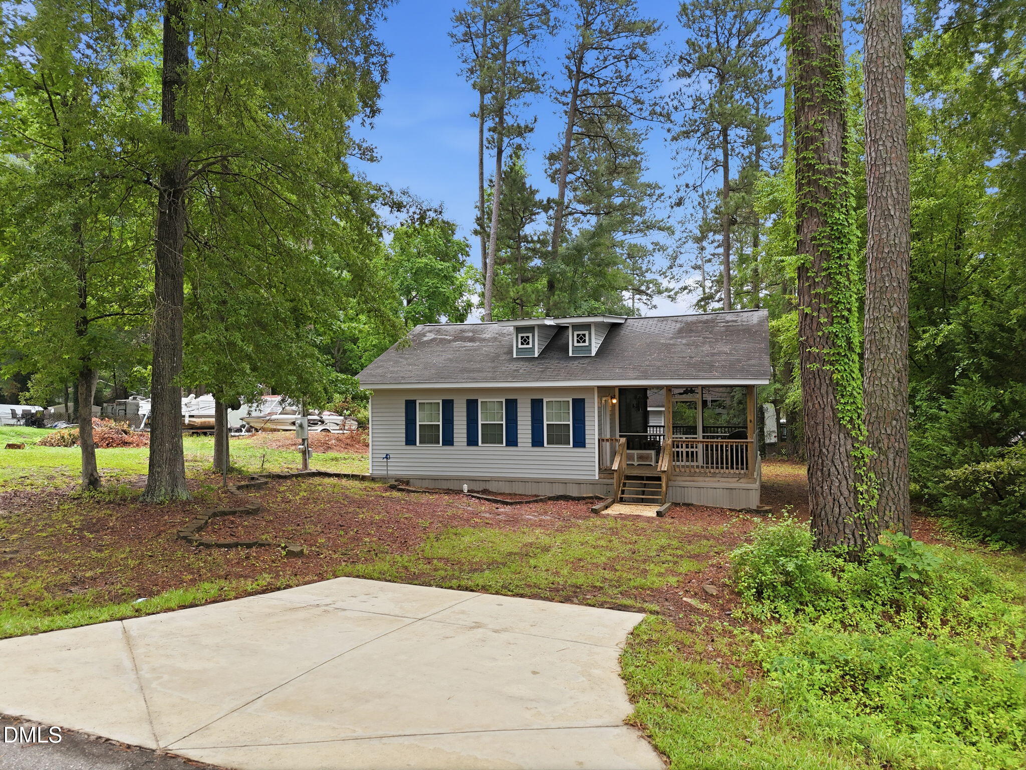 property-img