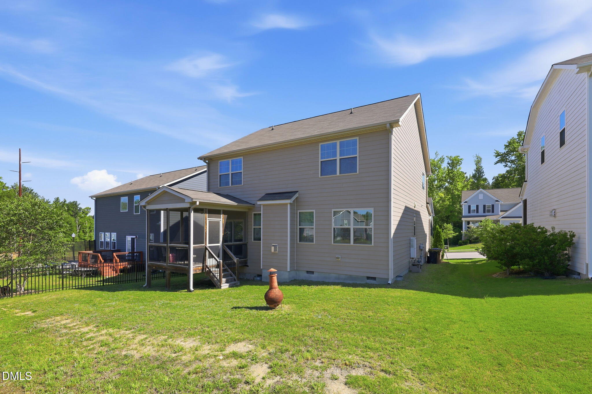 Exterior photo of 1808 Austin Ridge Parkway, Wake Forest, NC 27587. MLS: 10171547