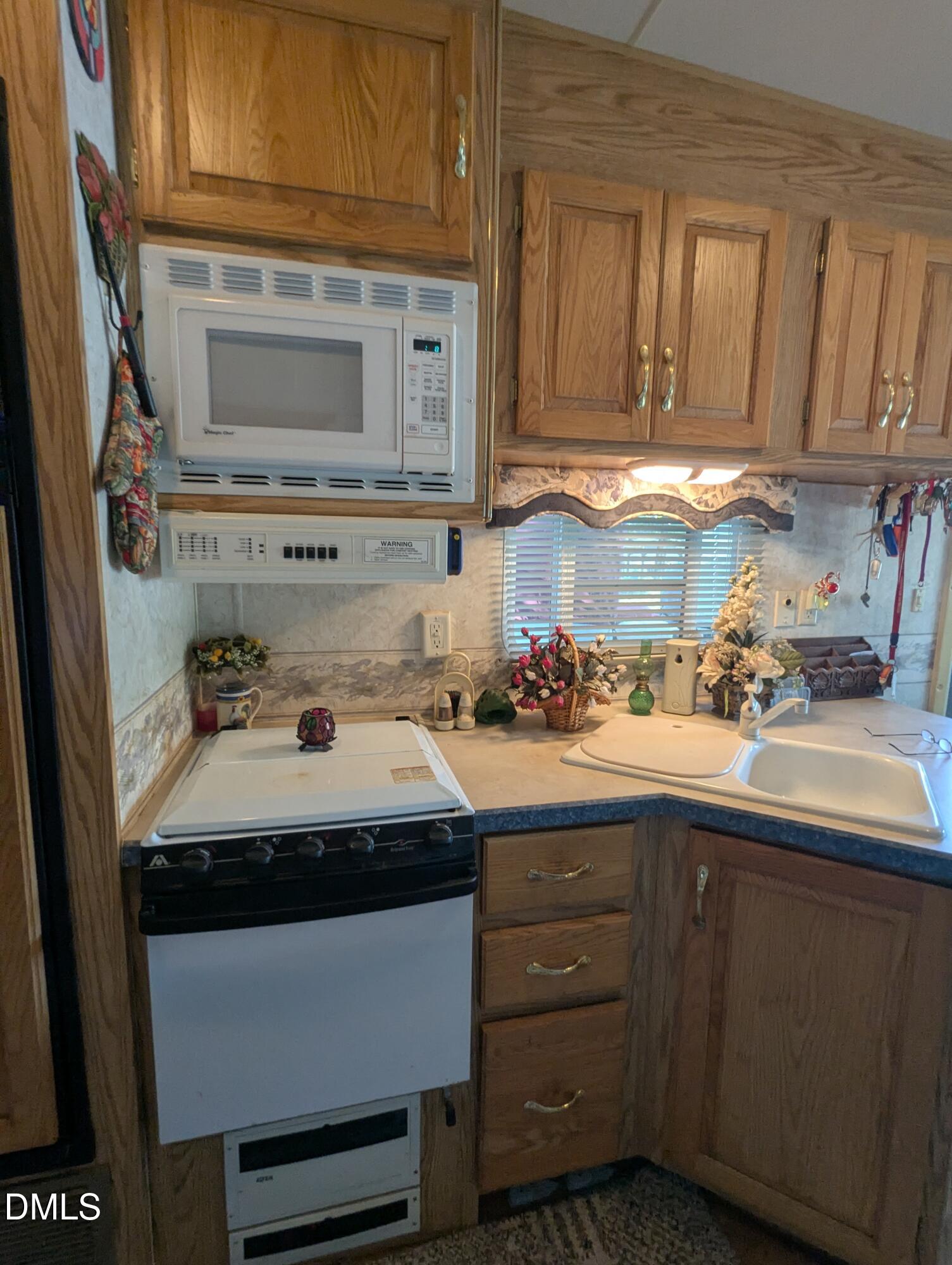 property-img