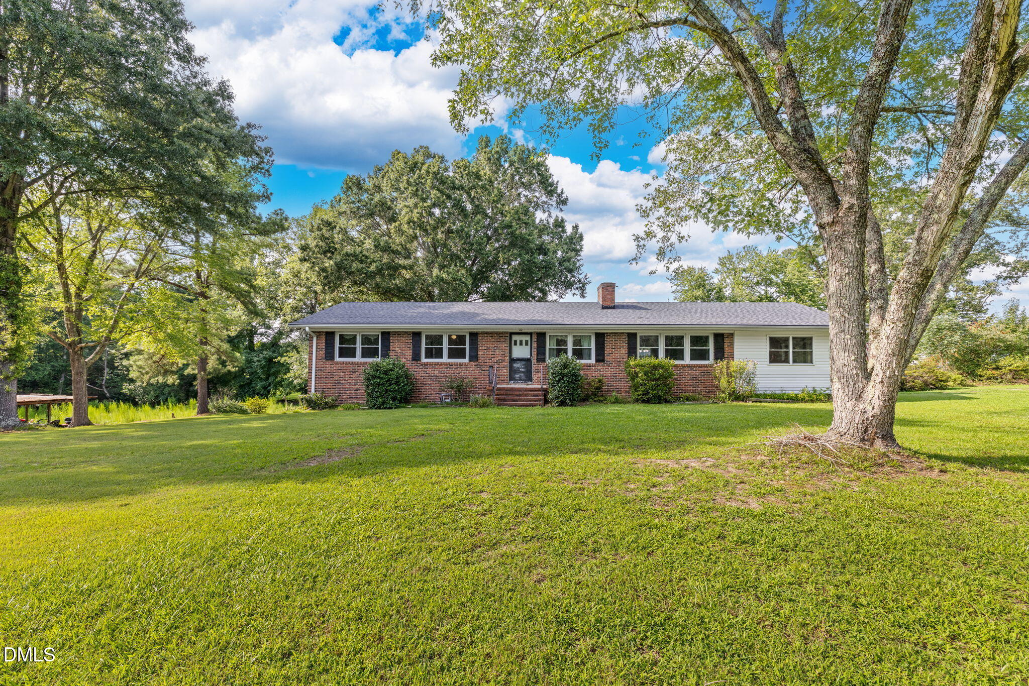 Exterior photo of 970 Us-158 Bypass, Henderson, NC 27537. MLS: 10186876