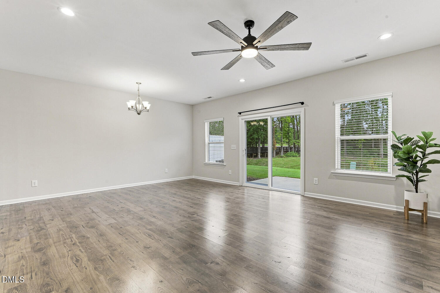 Exterior photo of 156 Willow Green Drive, Clayton, NC 27527. MLS: 10183100