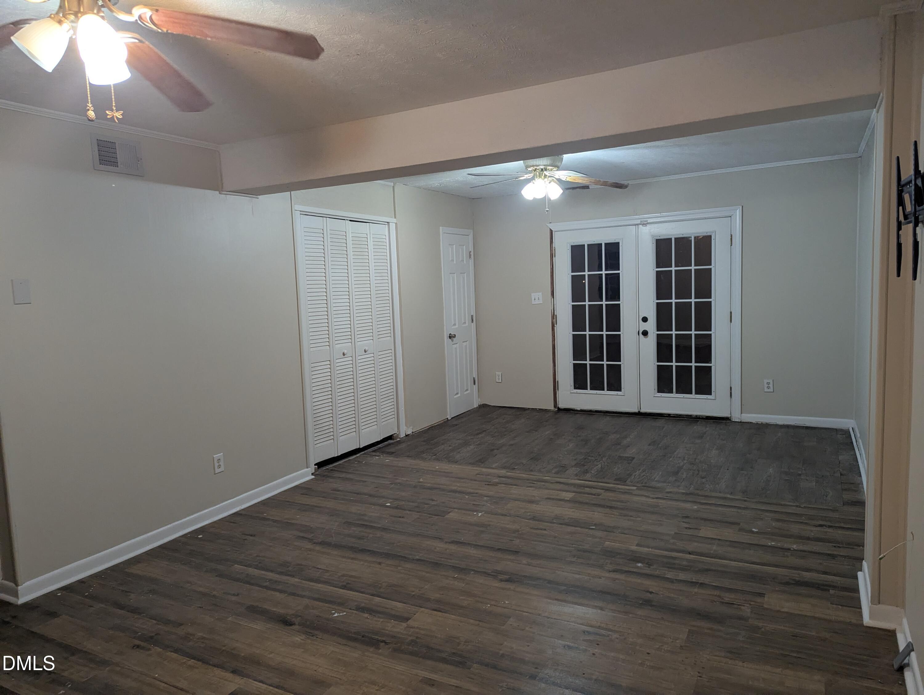 Exterior photo of 1020 Riverside Circle, Spring Lake, NC 28390. MLS: 10194980