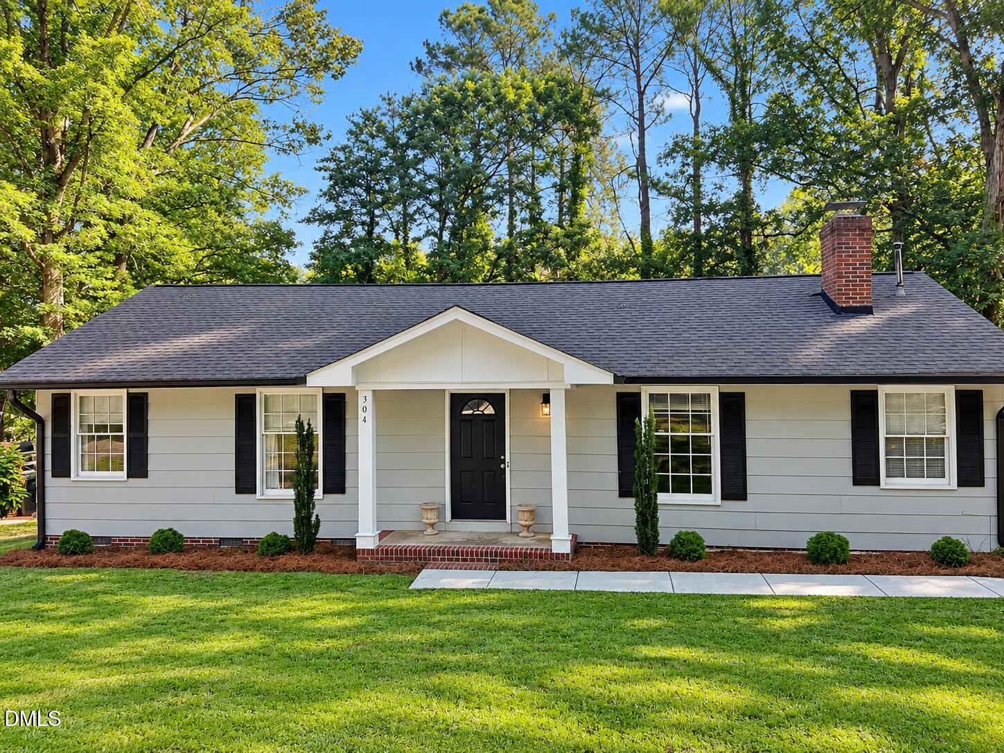 Exterior photo of 304 Northclift Drive, Raleigh, NC 27609. MLS: 10195370
