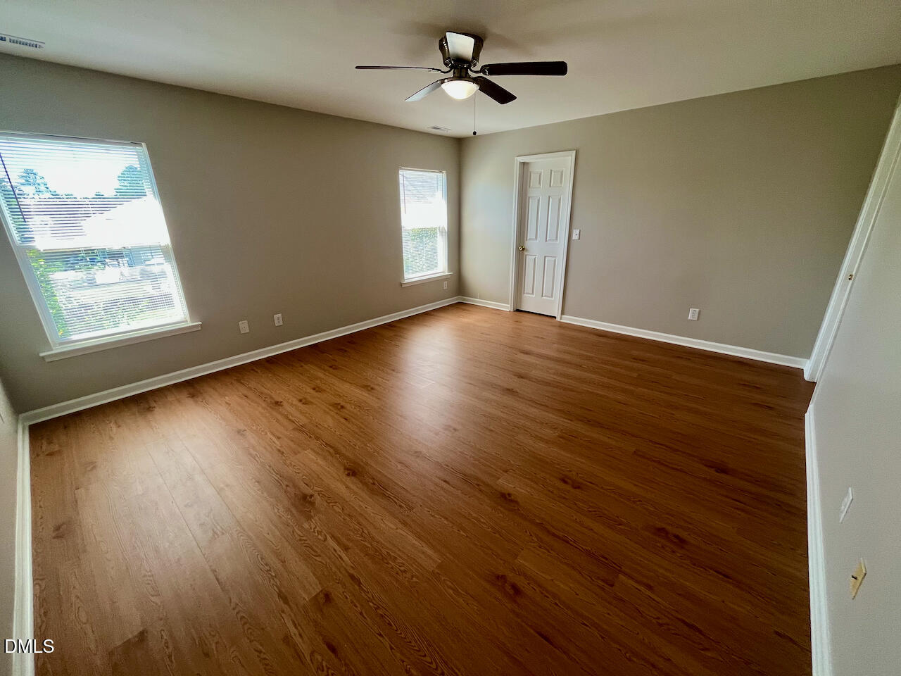 Exterior photo of 2932 Glade Aster Court, Raleigh, NC 27604. MLS: 10190013
