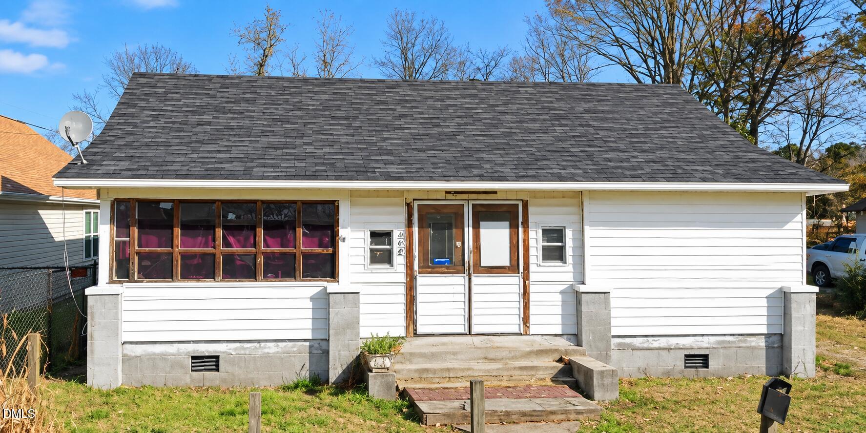 Exterior photo of 407 E Waddell Street, Selma, NC 27576. MLS: 10192031