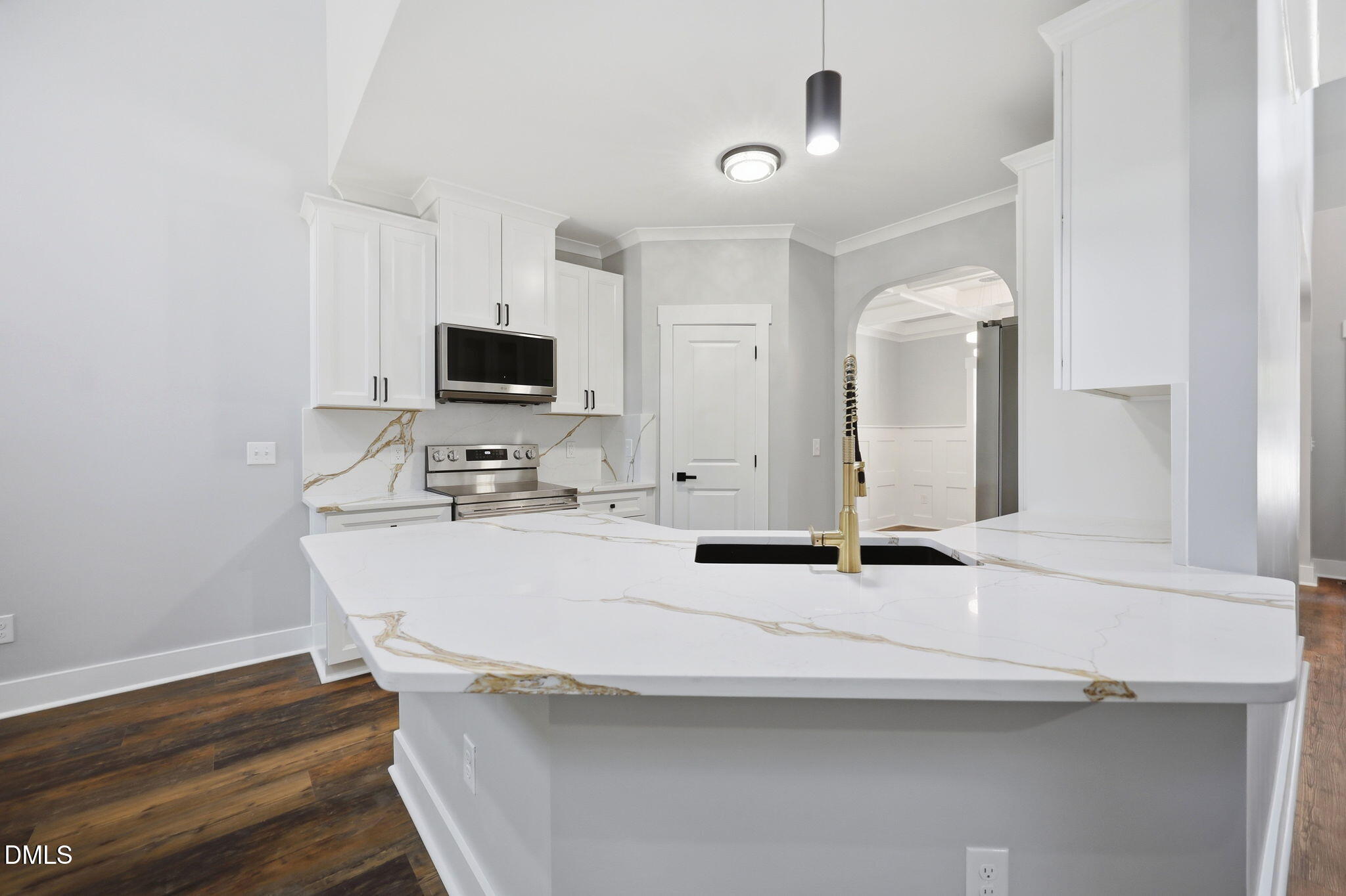 property-img