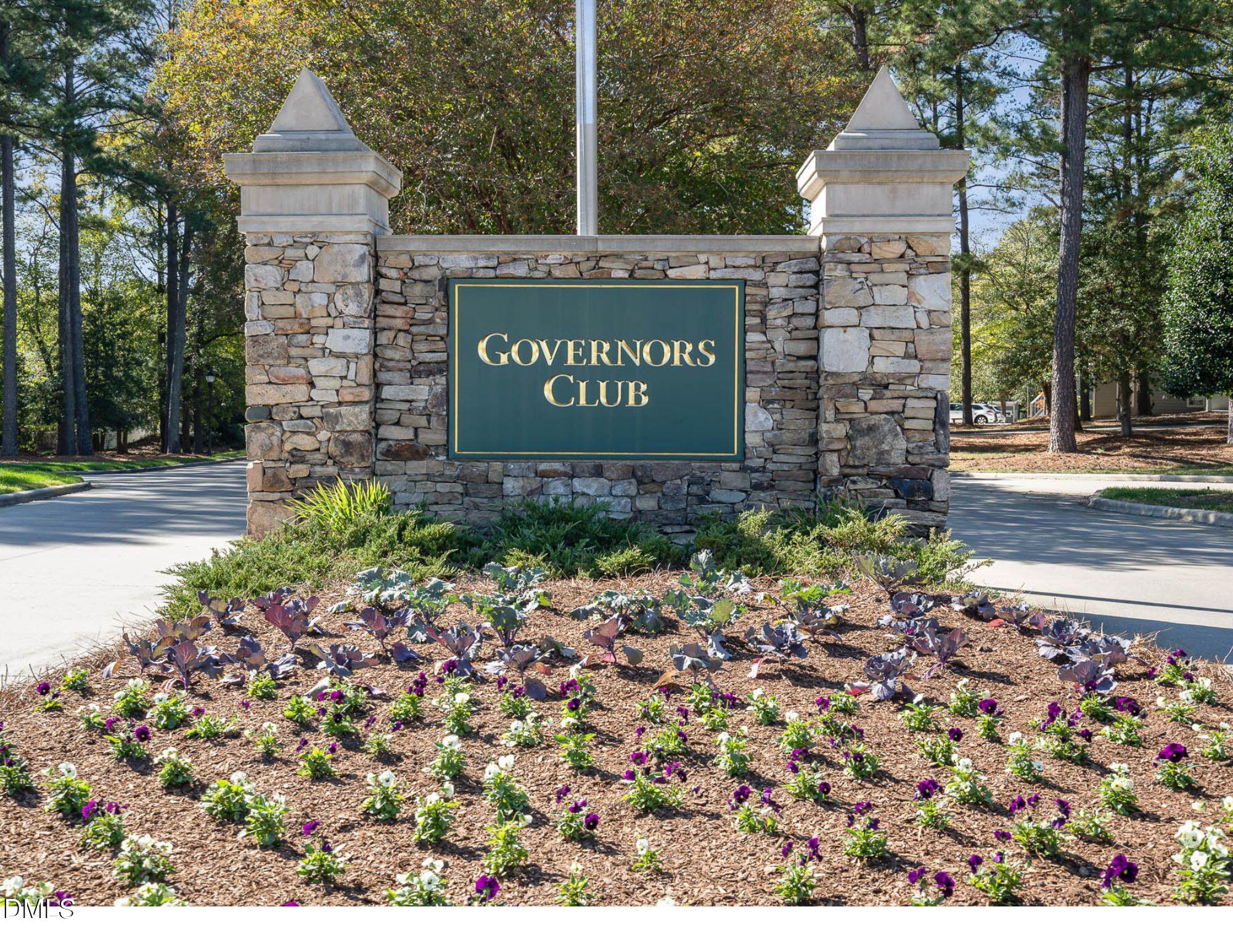 Governors Club Entrance