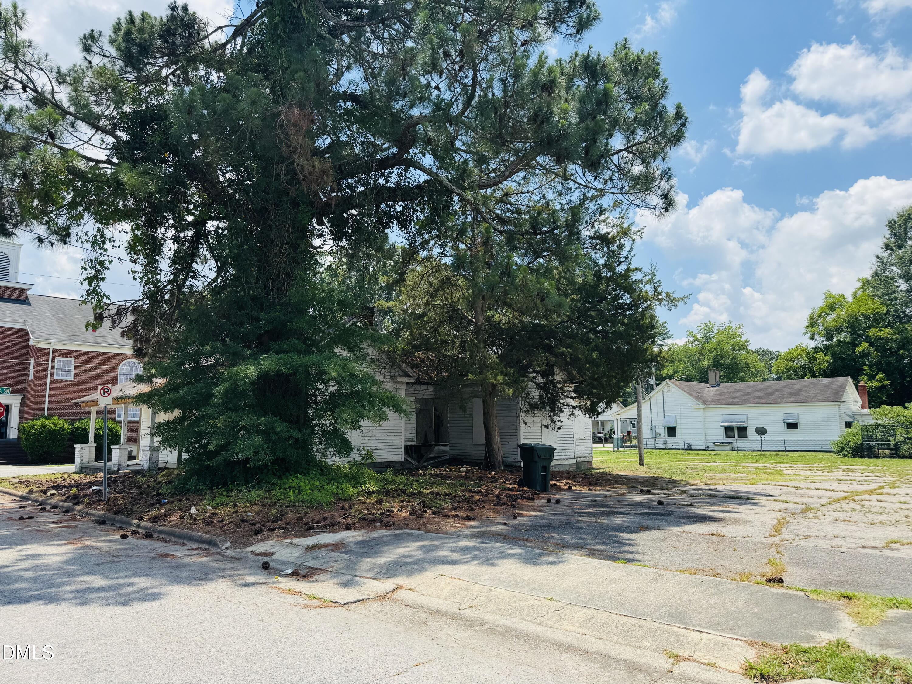 Exterior photo of 1200 Sauls Street SW, Wilson, NC 27893. MLS: 10176004