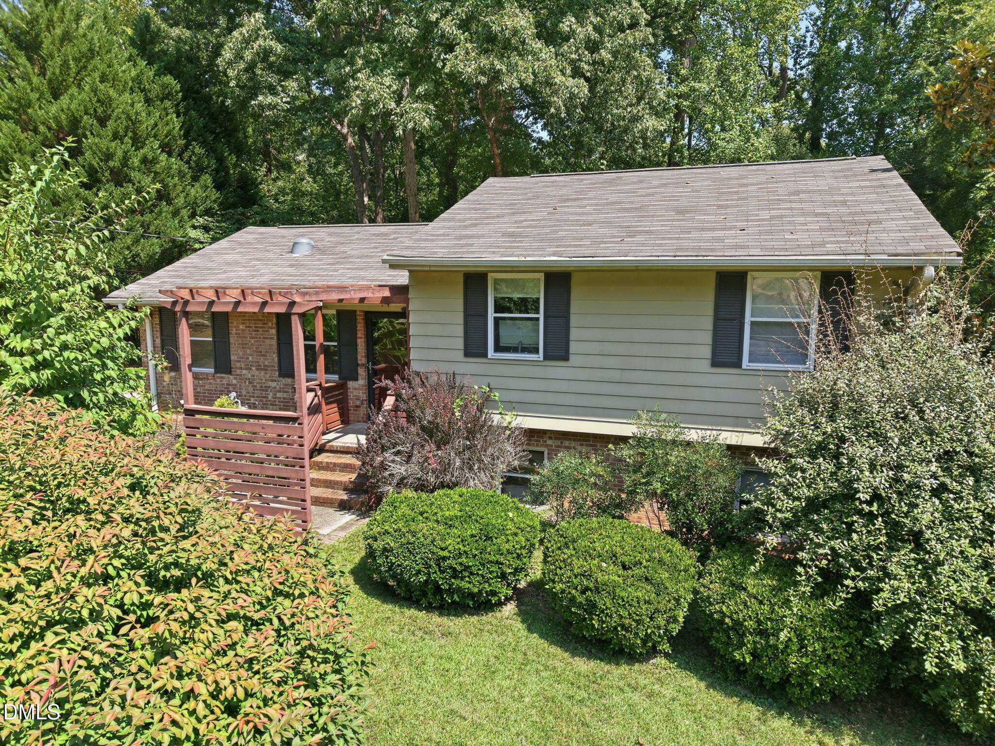 5016 Lakemont Drive