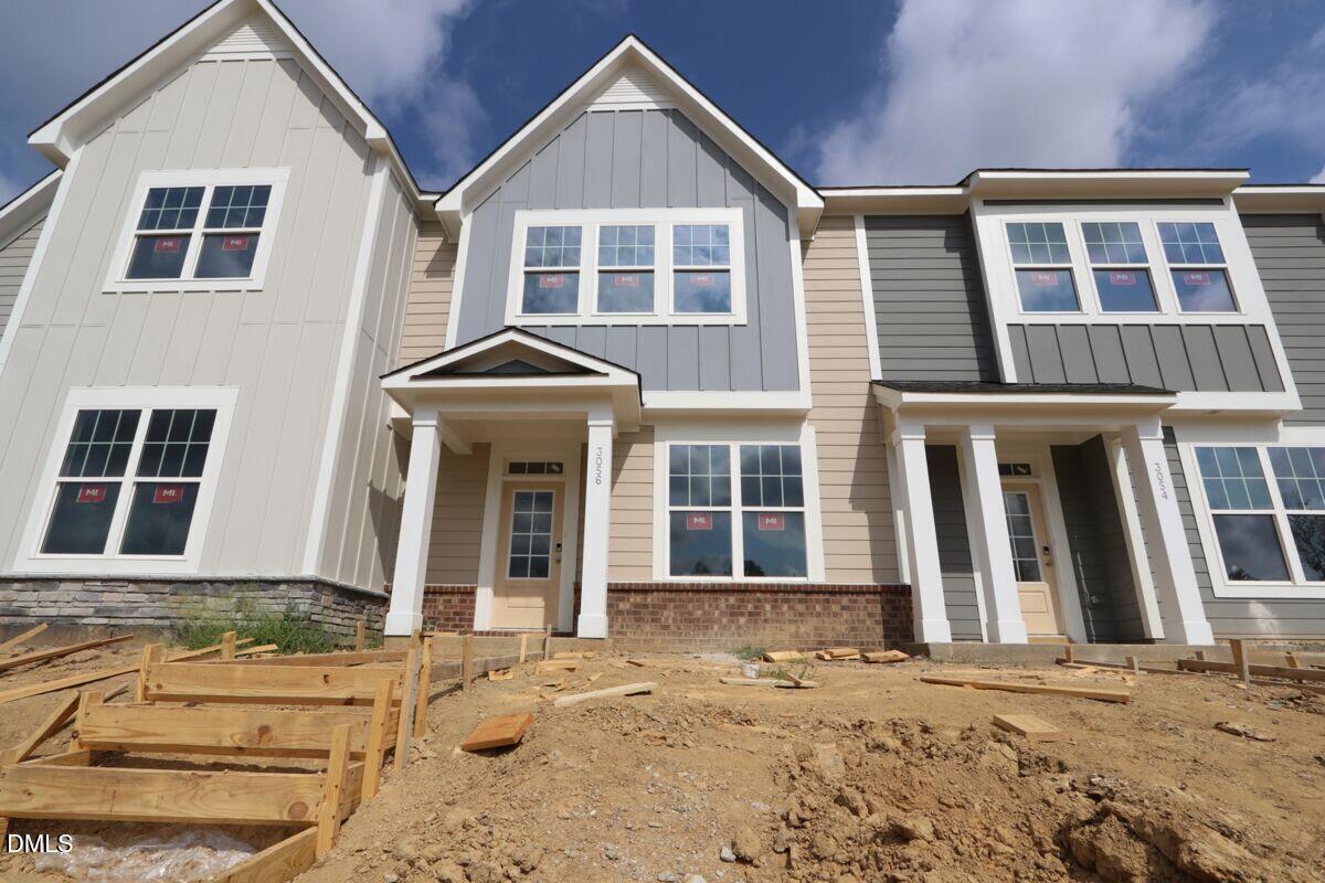 Exterior photo of 3056 Horton Ridge Boulevard, Apex, NC 27502. MLS: 10190861