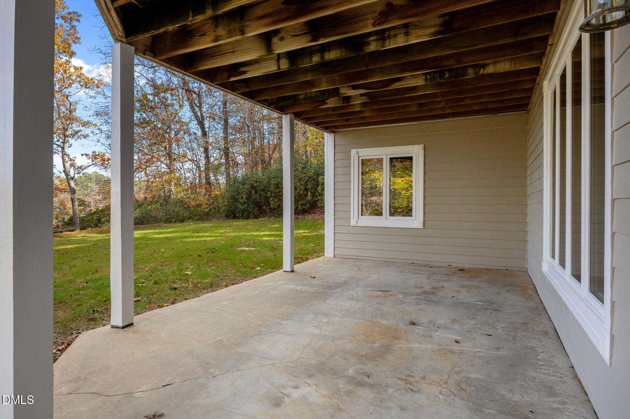 property-img